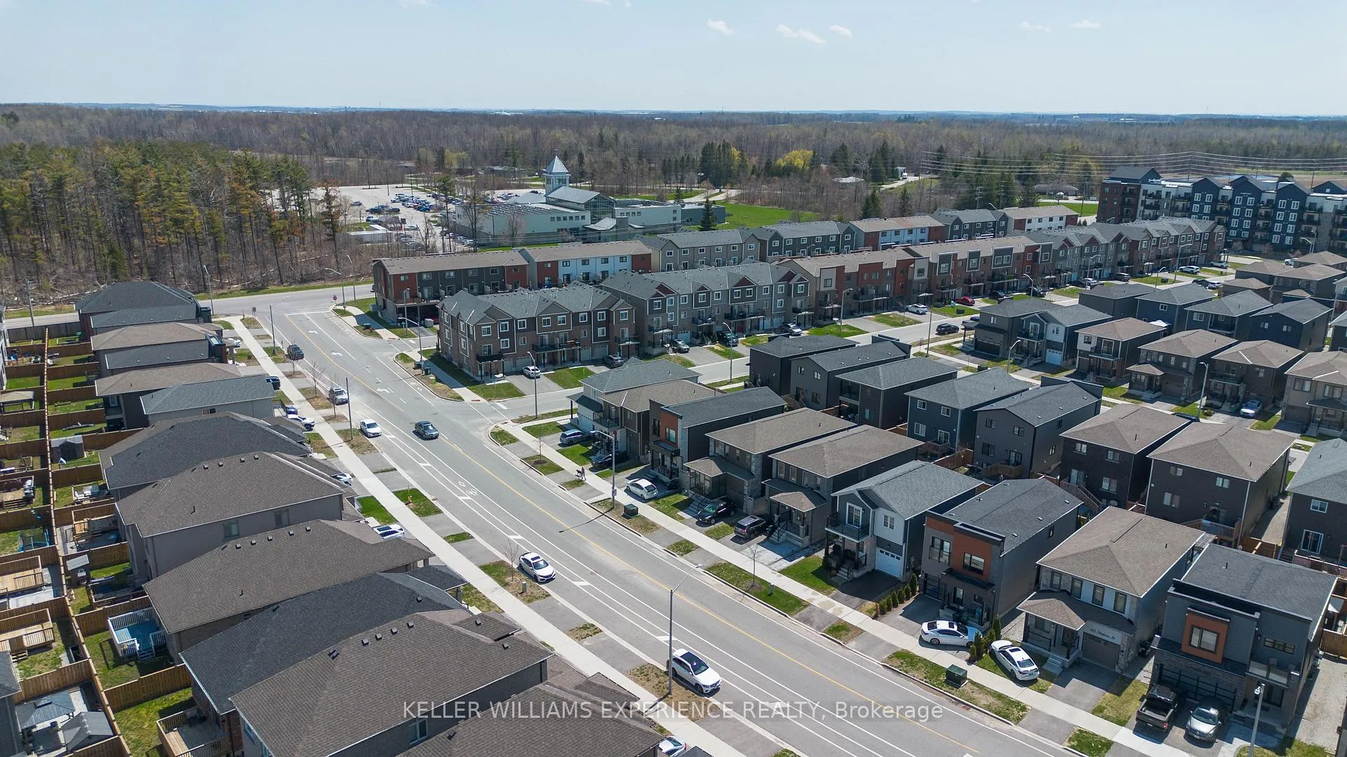 Photo 33 of 52 Mabern Street, Barrie, Rural Barrie Southwest — HOMEH