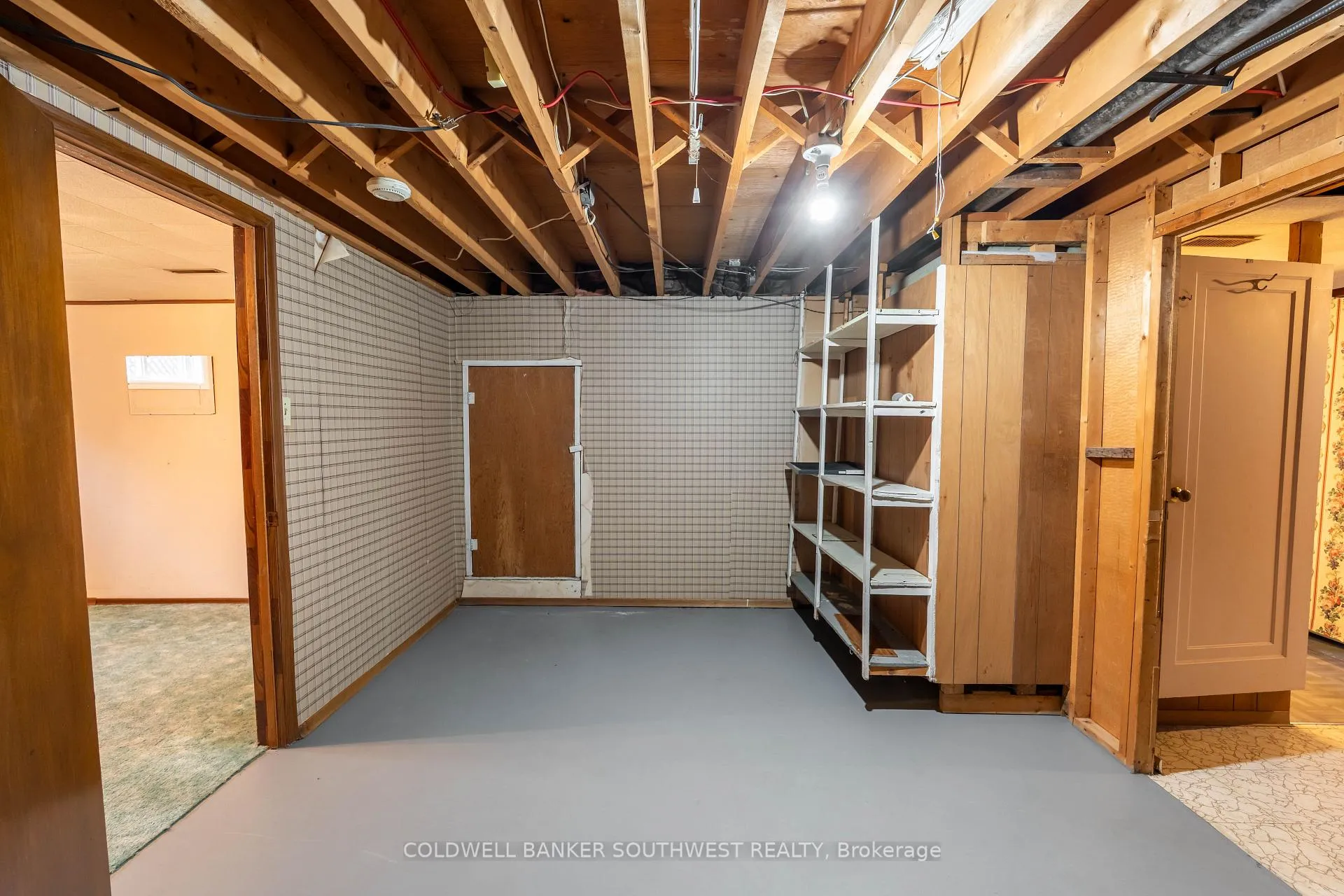 Photo 25 of 1003 Michigan Avenue, Sarnia — HOMEH