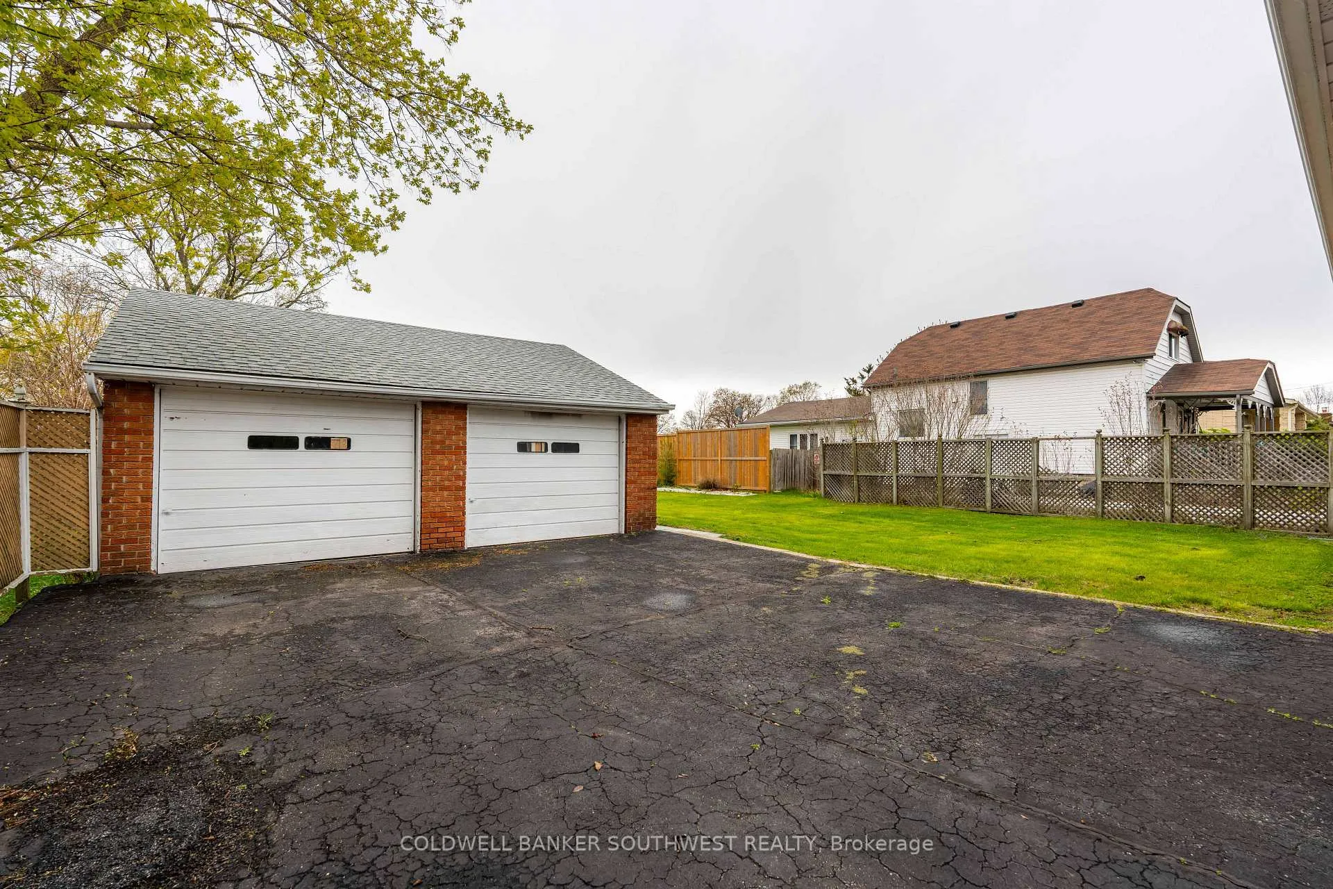 Photo 29 of 1003 Michigan Avenue, Sarnia — HOMEH