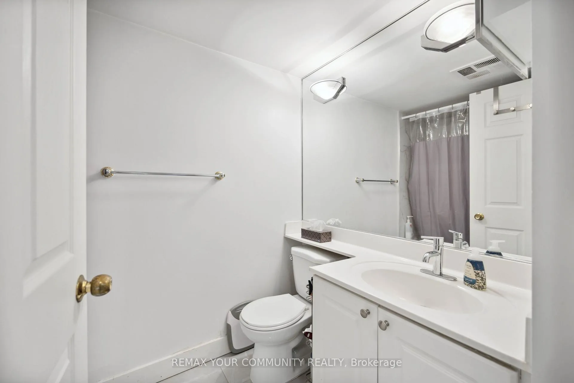 Photo 5 of Unit 235, 109 Front Street E, Toronto, Waterfront Communities — HOMEH