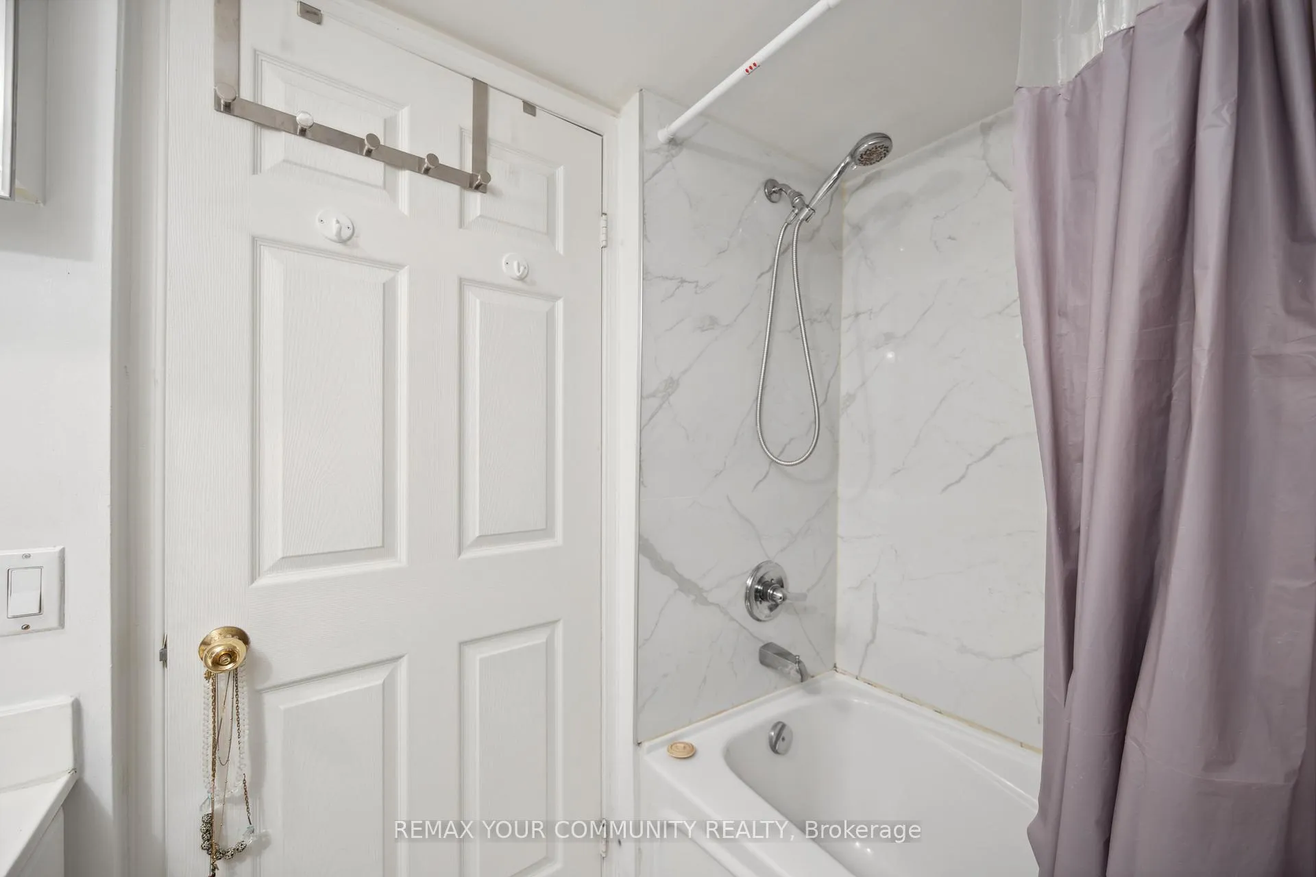 Photo 7 of Unit 235, 109 Front Street E, Toronto, Waterfront Communities — HOMEH
