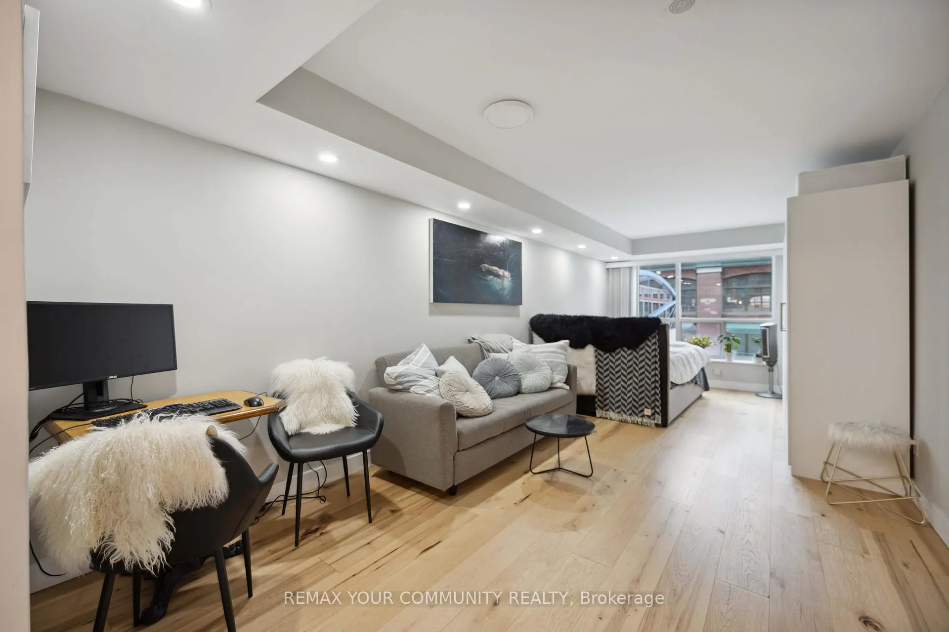 Photo 8 of Unit 235, 109 Front Street E, Toronto, Waterfront Communities — HOMEH