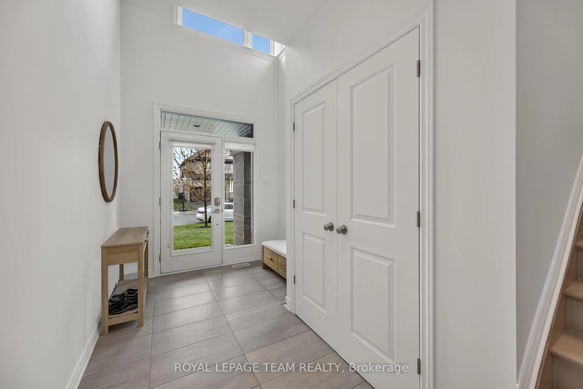 Photo 4 of 337 Serenade Crescent, Ottawa, Riverside South/Gloucester Glen — HOMEH
