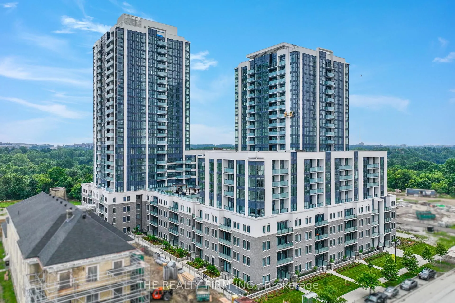 Front of Unit 1216, 375 South Street