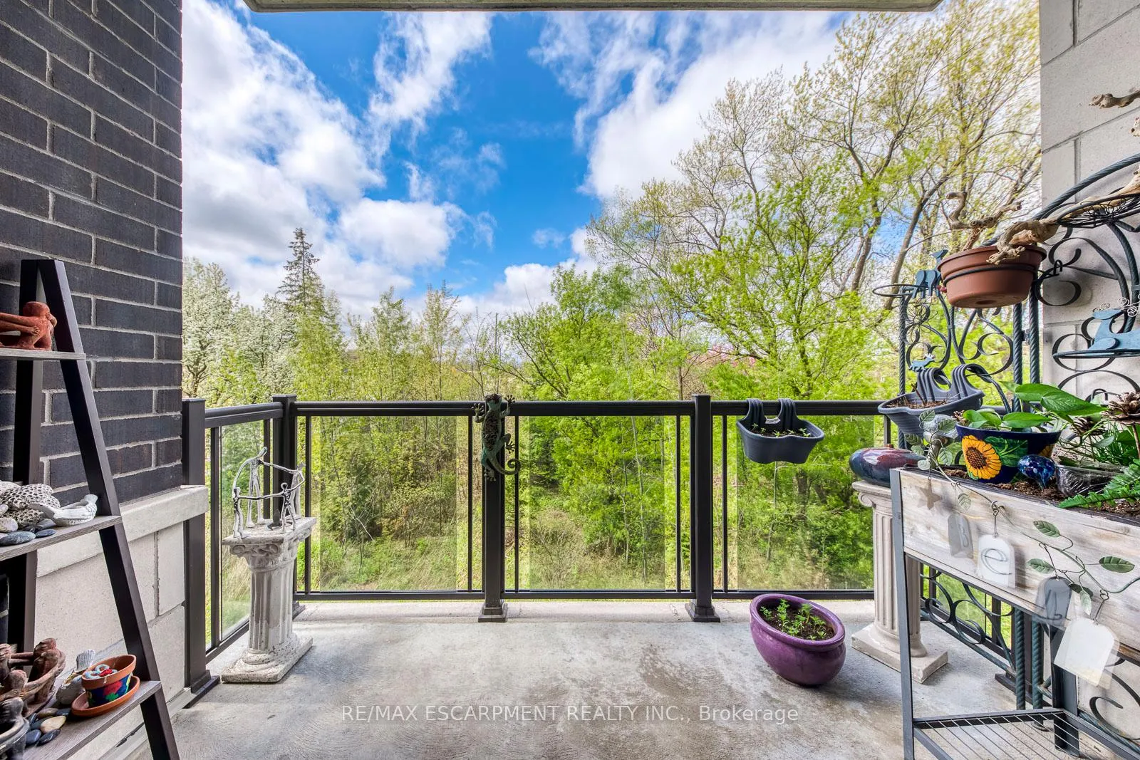 Photo 30 of Unit 217, 33 Whitmer Street, Milton, Scott — HOMEH