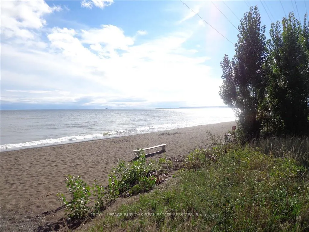 Photo 7 of Unit 29, 337 Beach Boulevard, Hamilton, Hamilton Beach — HOMEH
