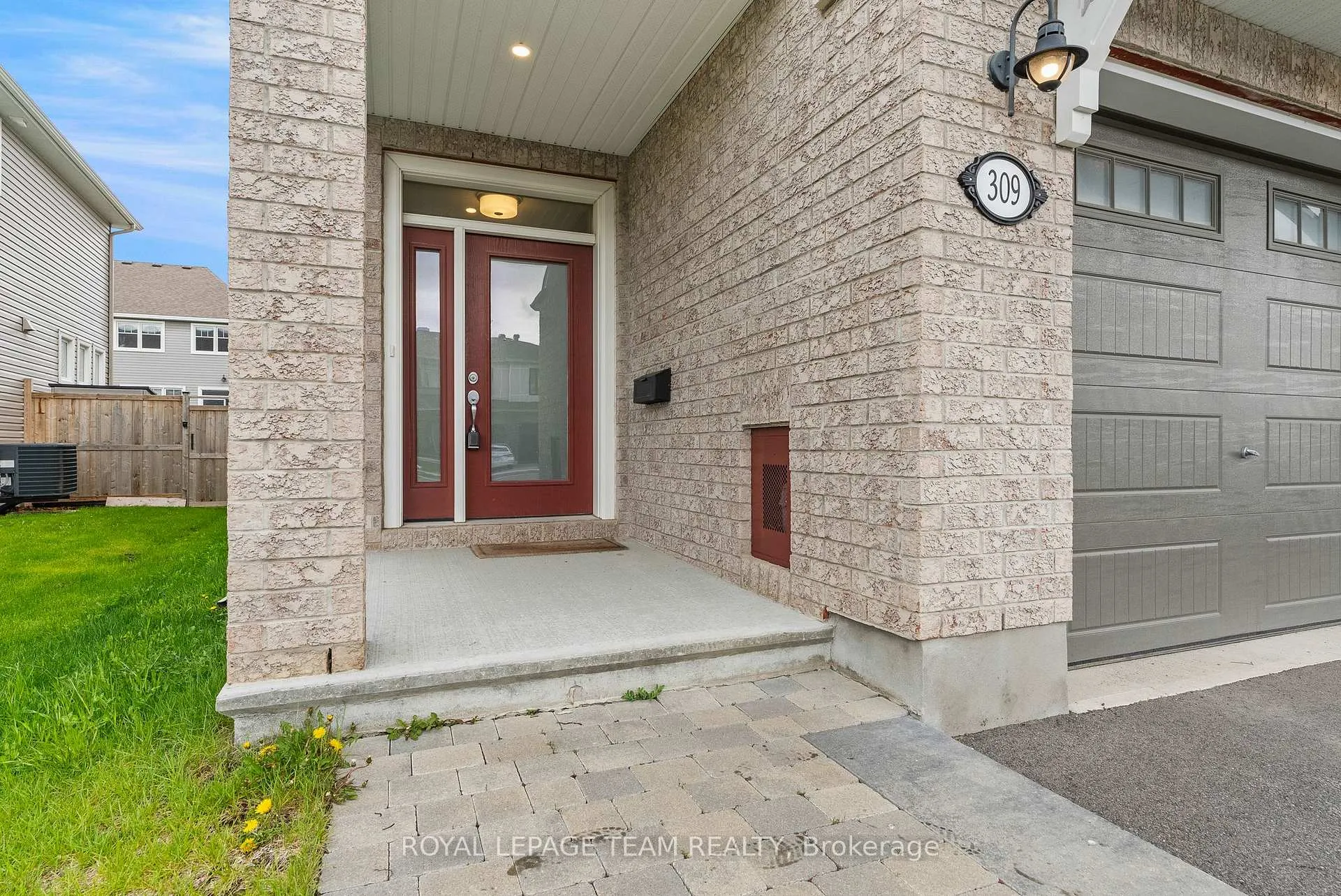 Photo 2 of 309 Cosanti Drive, Ottawa, Remainder of Stittsville & Area — HOMEH