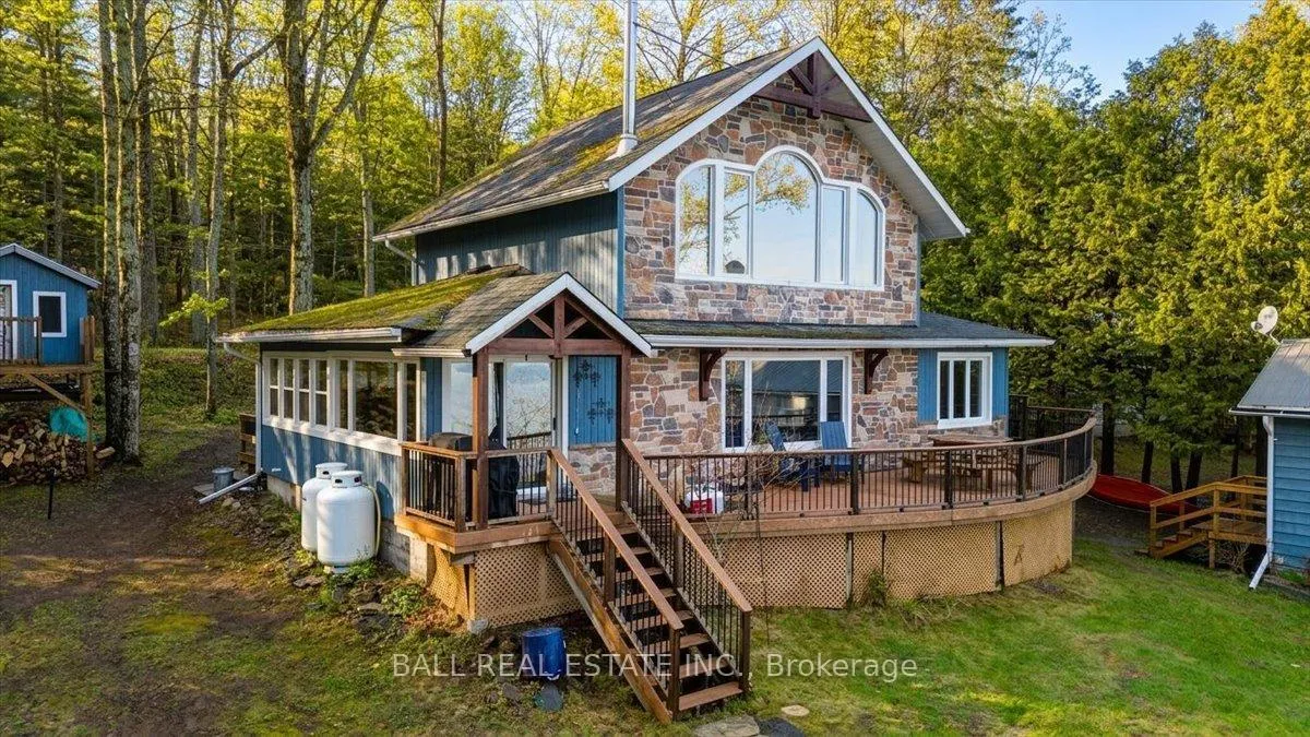 Photo 4 of 205 Moffat Road, North Kawartha — HOMEH