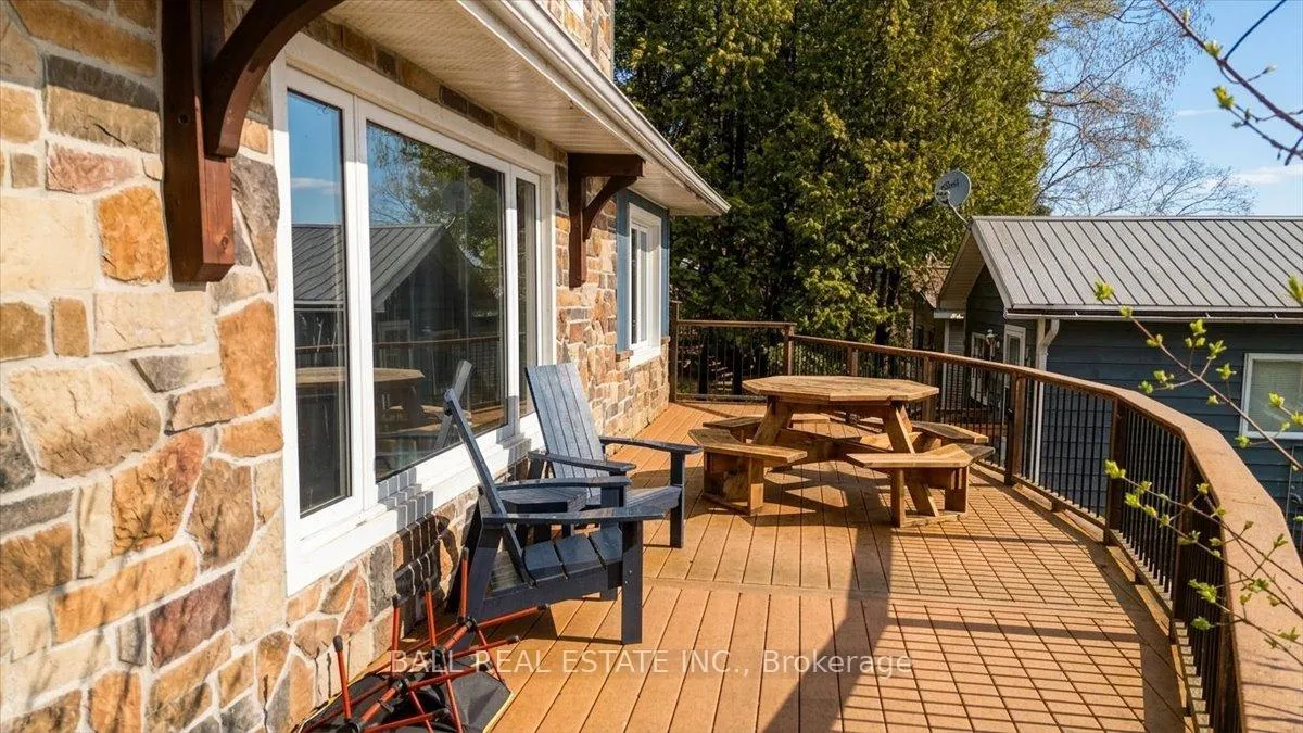 Photo 9 of 205 Moffat Road, North Kawartha — HOMEH