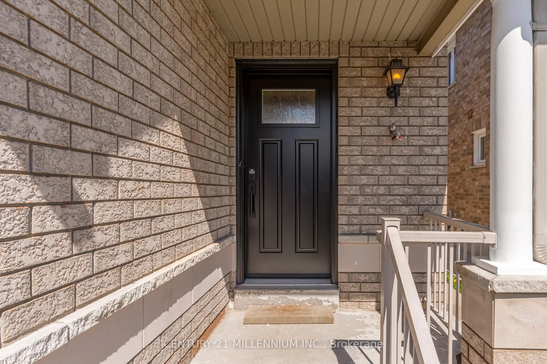 Photo 3 of 16 Penguin Lane, Brampton, Sandringham-Wellington — HOMEH