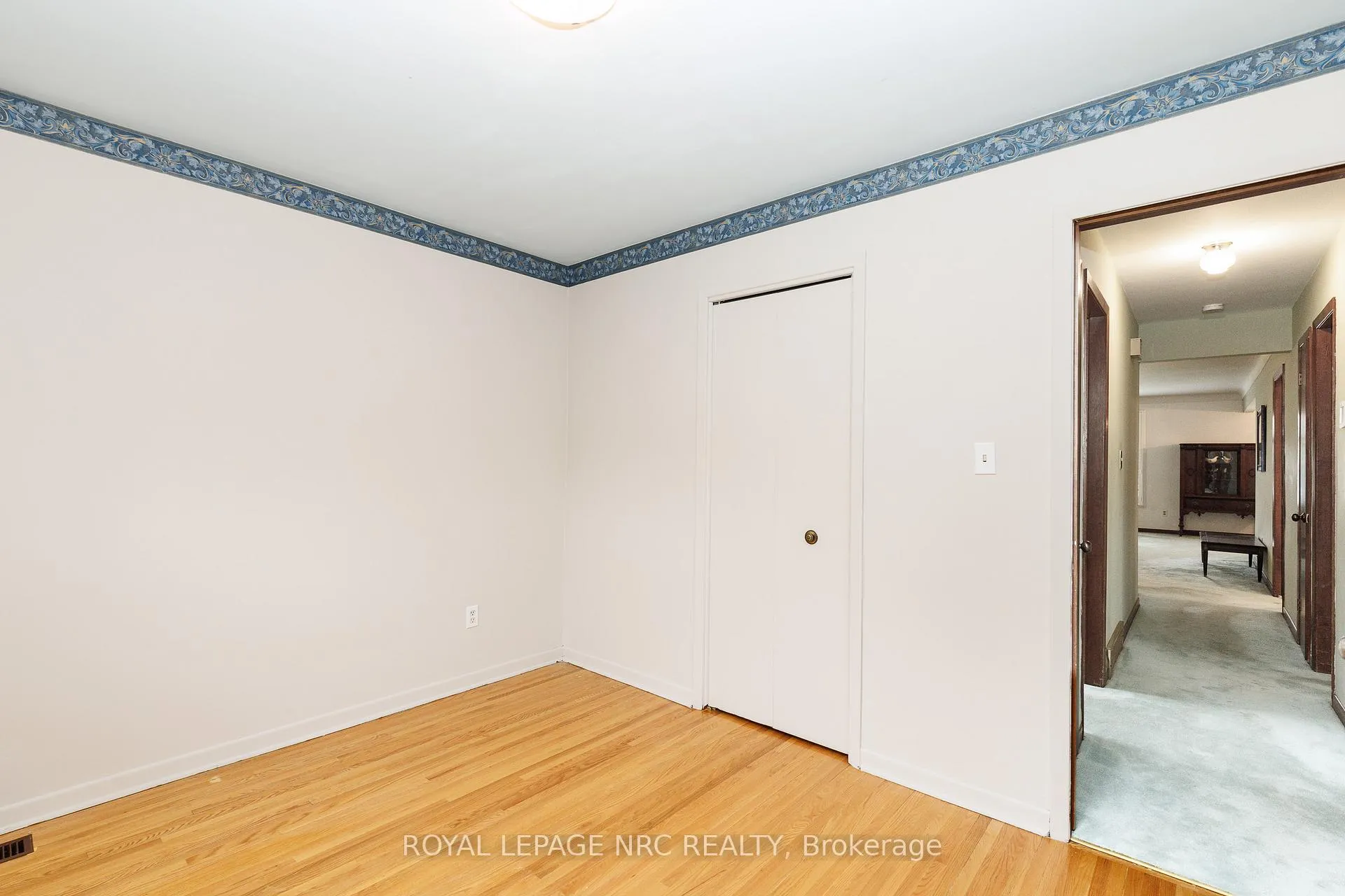 Photo 19 of 74 Shoreline Drive, St. Catharines, Lakeshore — HOMEH