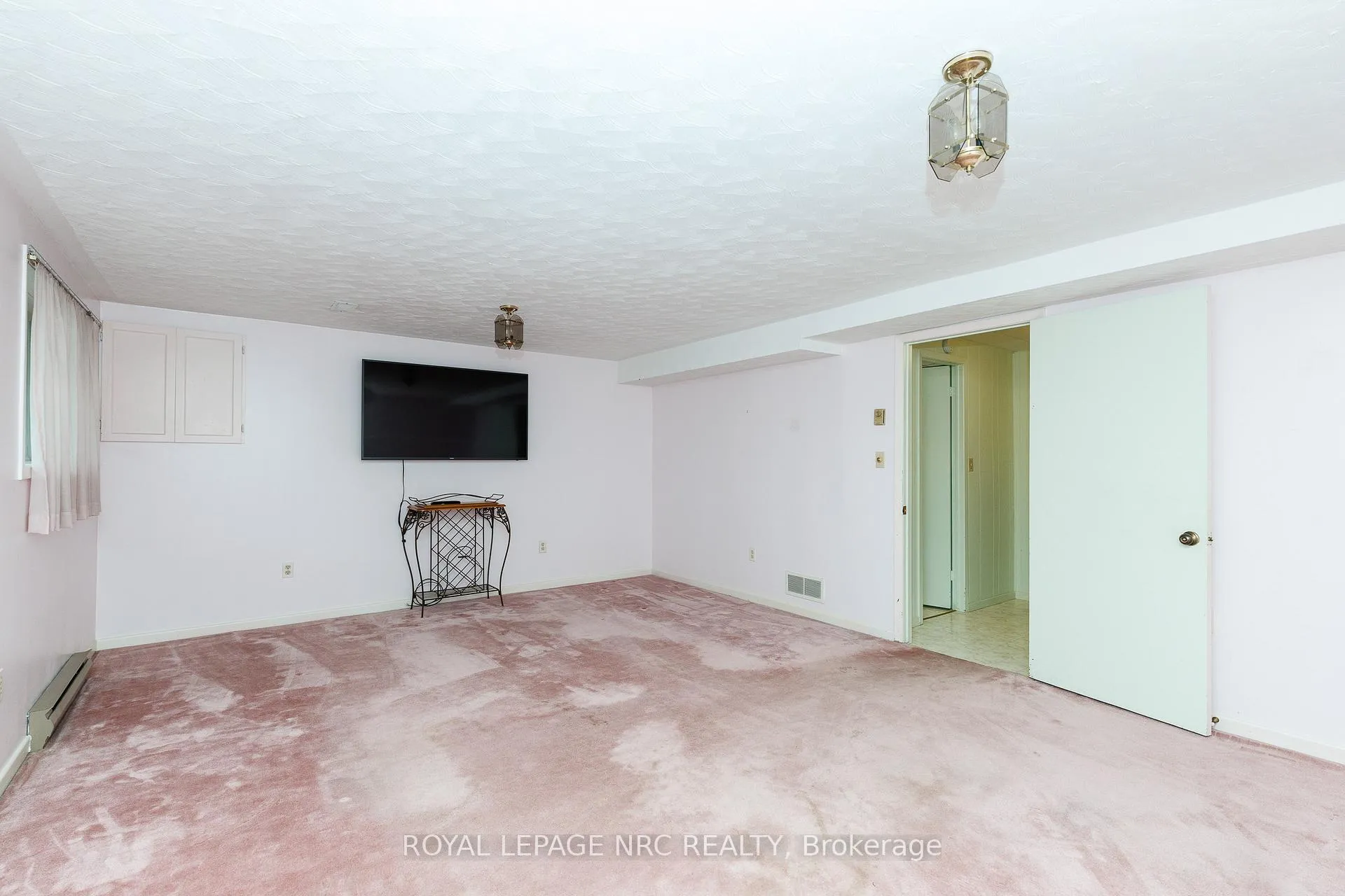 Photo 24 of 74 Shoreline Drive, St. Catharines, Lakeshore — HOMEH