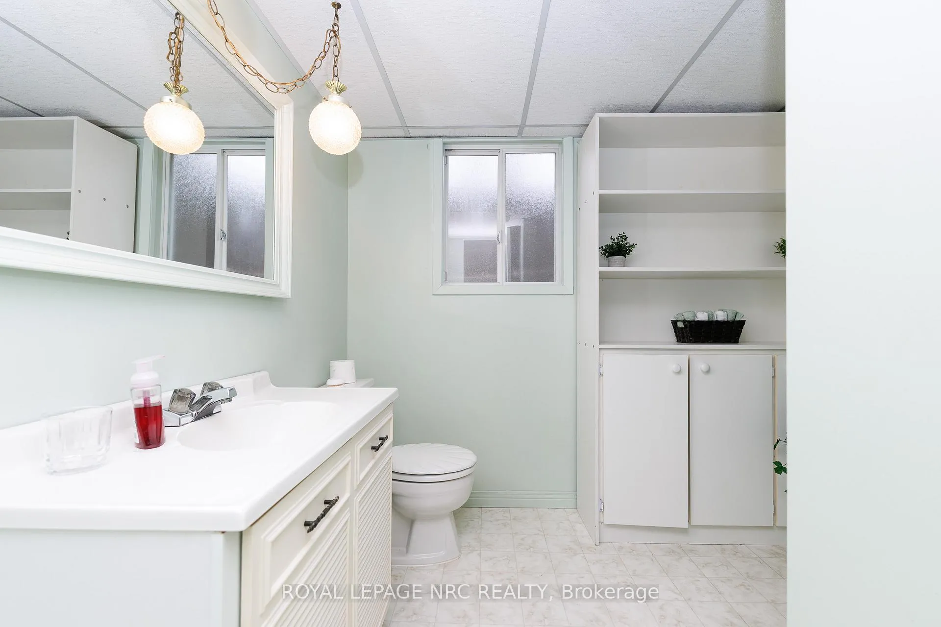 Photo 27 of 74 Shoreline Drive, St. Catharines, Lakeshore — HOMEH