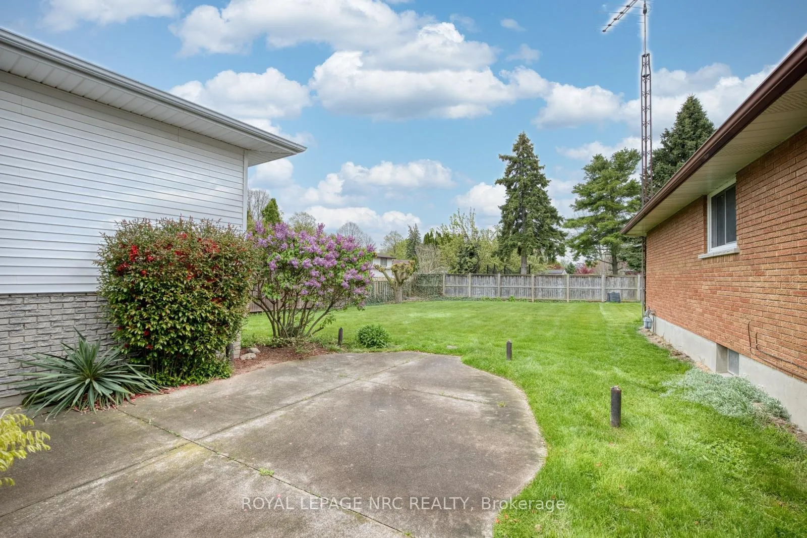 Photo 36 of 74 Shoreline Drive, St. Catharines, Lakeshore — HOMEH