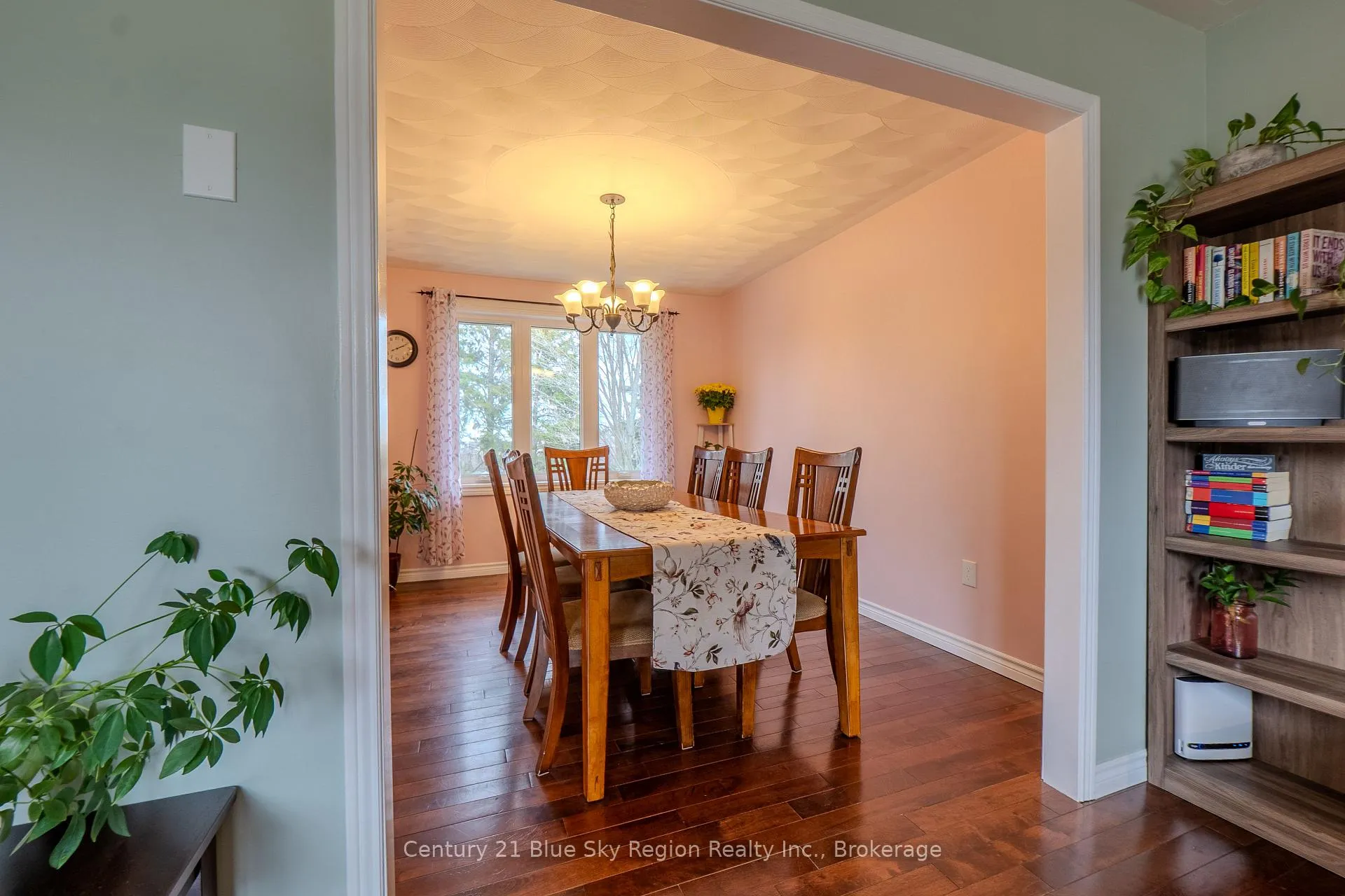 Photo 7 of 66 Veronica Drive, North Bay, Birchaven — HOMEH