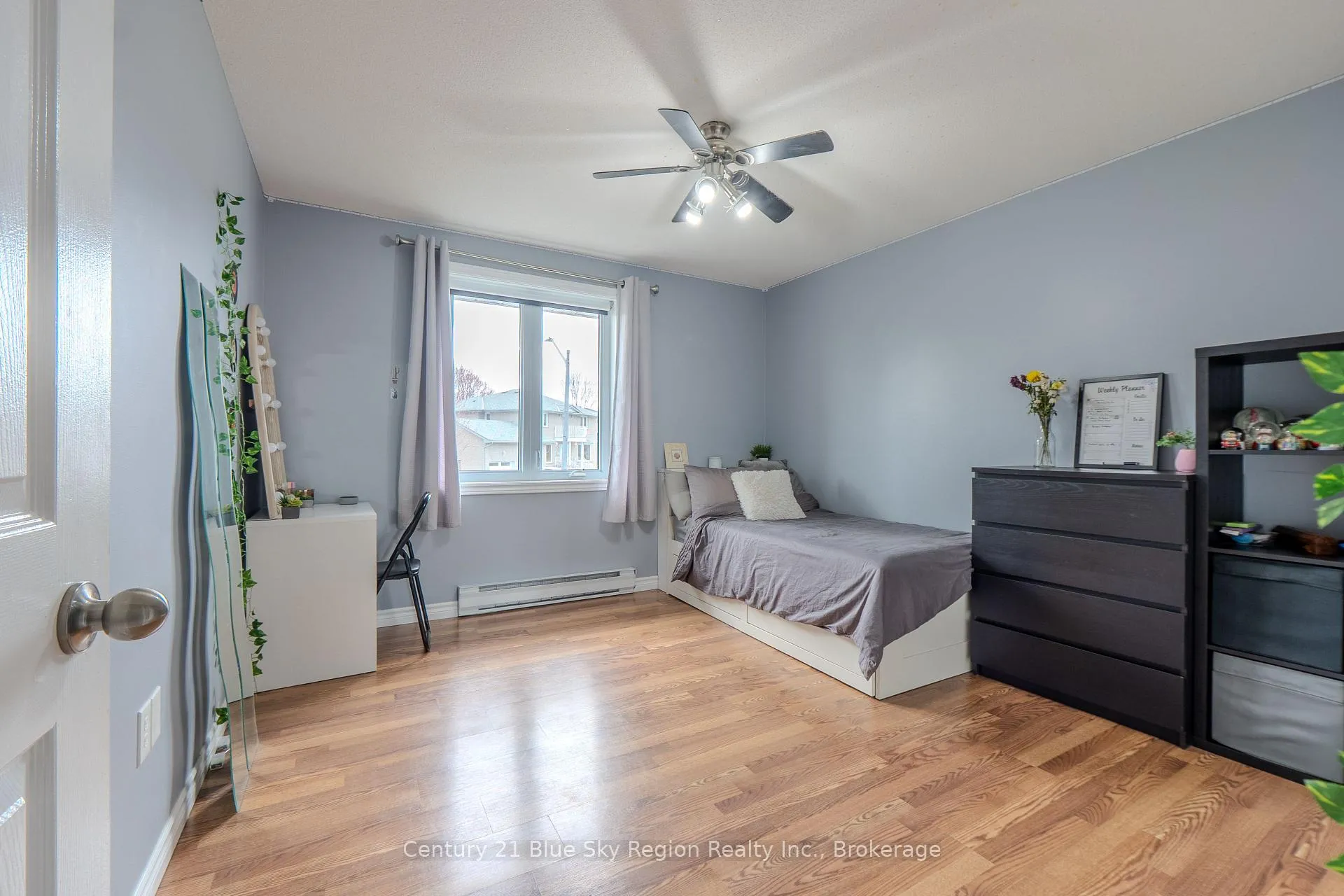 Photo 15 of 66 Veronica Drive, North Bay, Birchaven — HOMEH