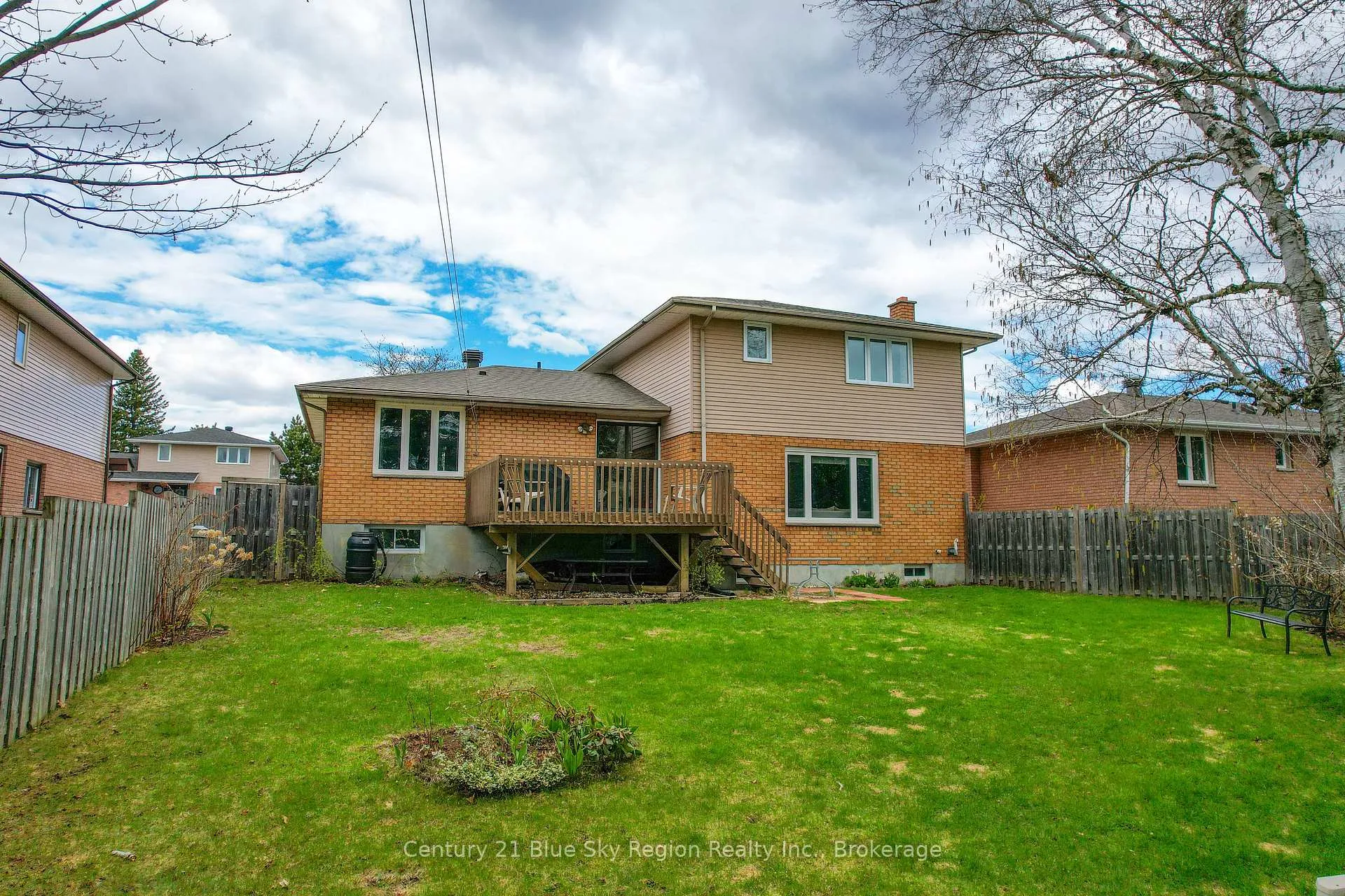 Photo 31 of 66 Veronica Drive, North Bay, Birchaven — HOMEH