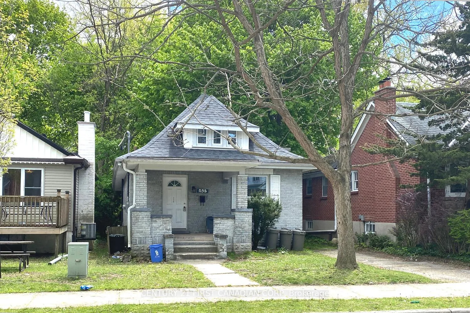Photo 1 of 233 Bernard Avenue, London, East B — HOMEH