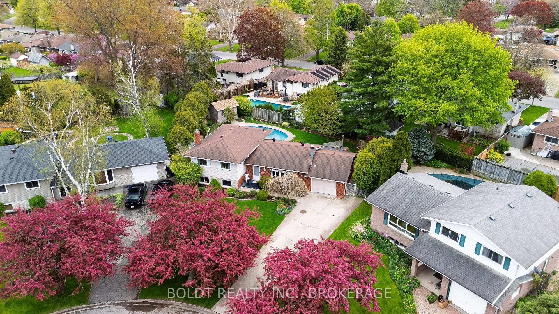 Photo 27 of 7 Halene Court, St. Catharines, Lakeshore — HOMEH
