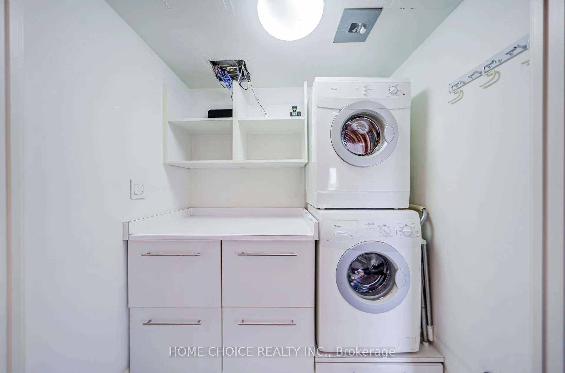 Photo 9 of Unit 623, 900 Mount Pleasant Road, Toronto, Mount Pleasant West — HOMEH