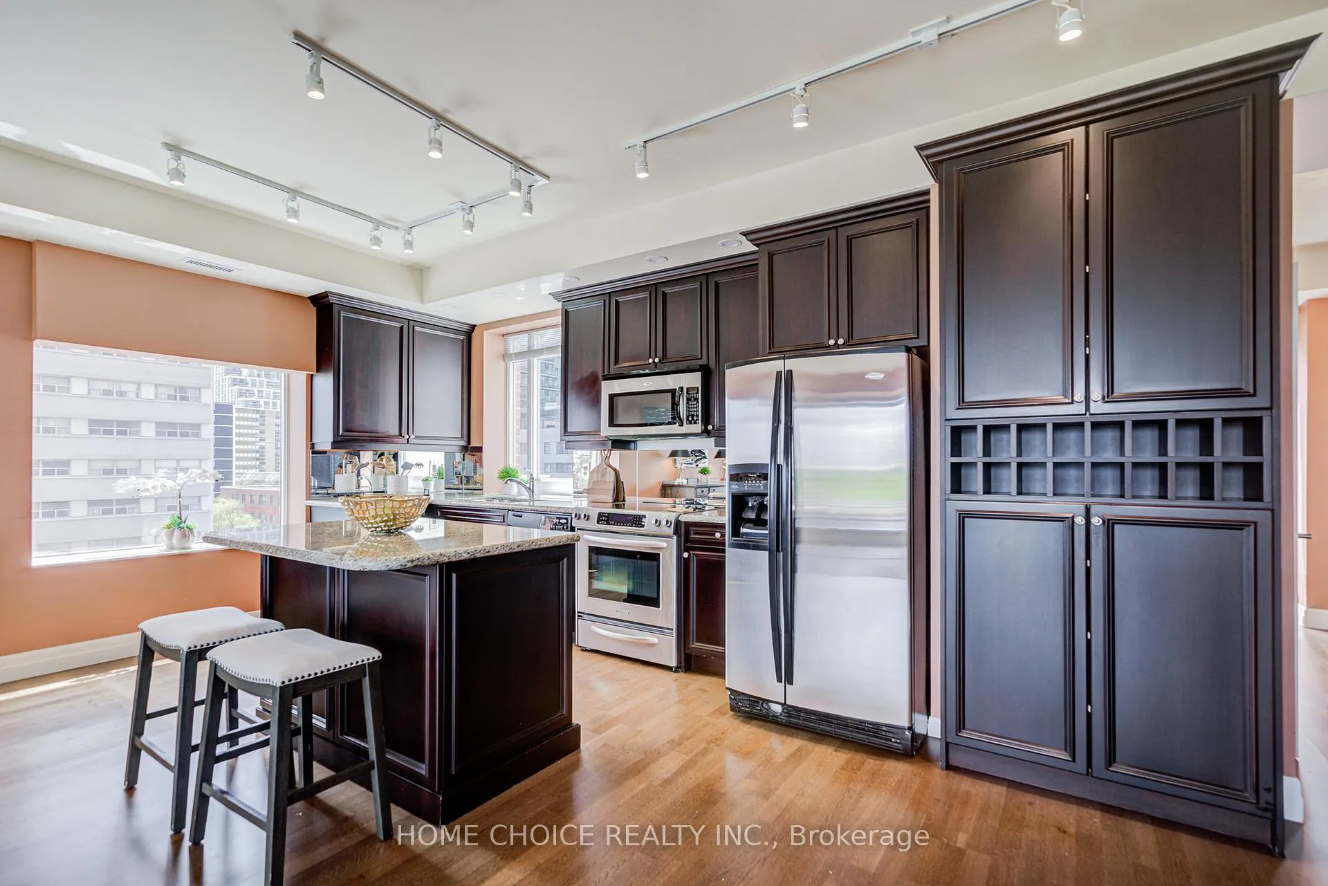 Photo 11 of Unit 623, 900 Mount Pleasant Road, Toronto, Mount Pleasant West — HOMEH