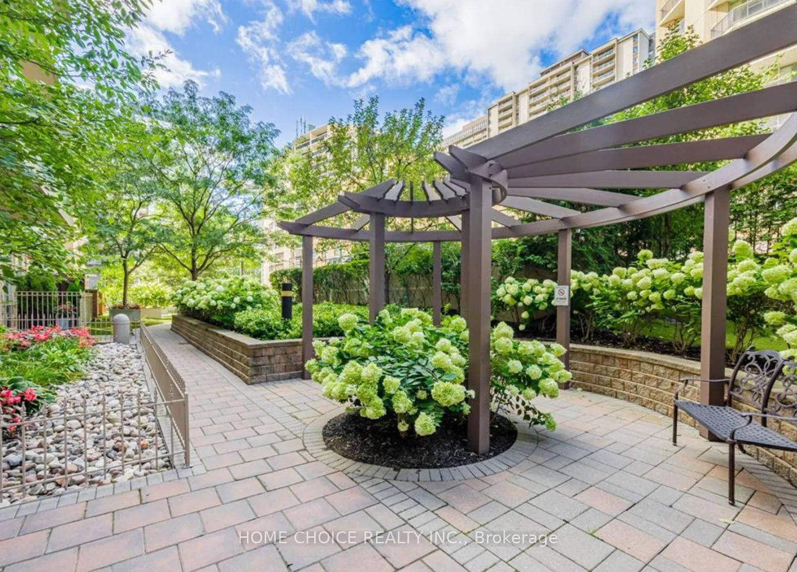Photo 50 of Unit 623, 900 Mount Pleasant Road, Toronto, Mount Pleasant West — HOMEH