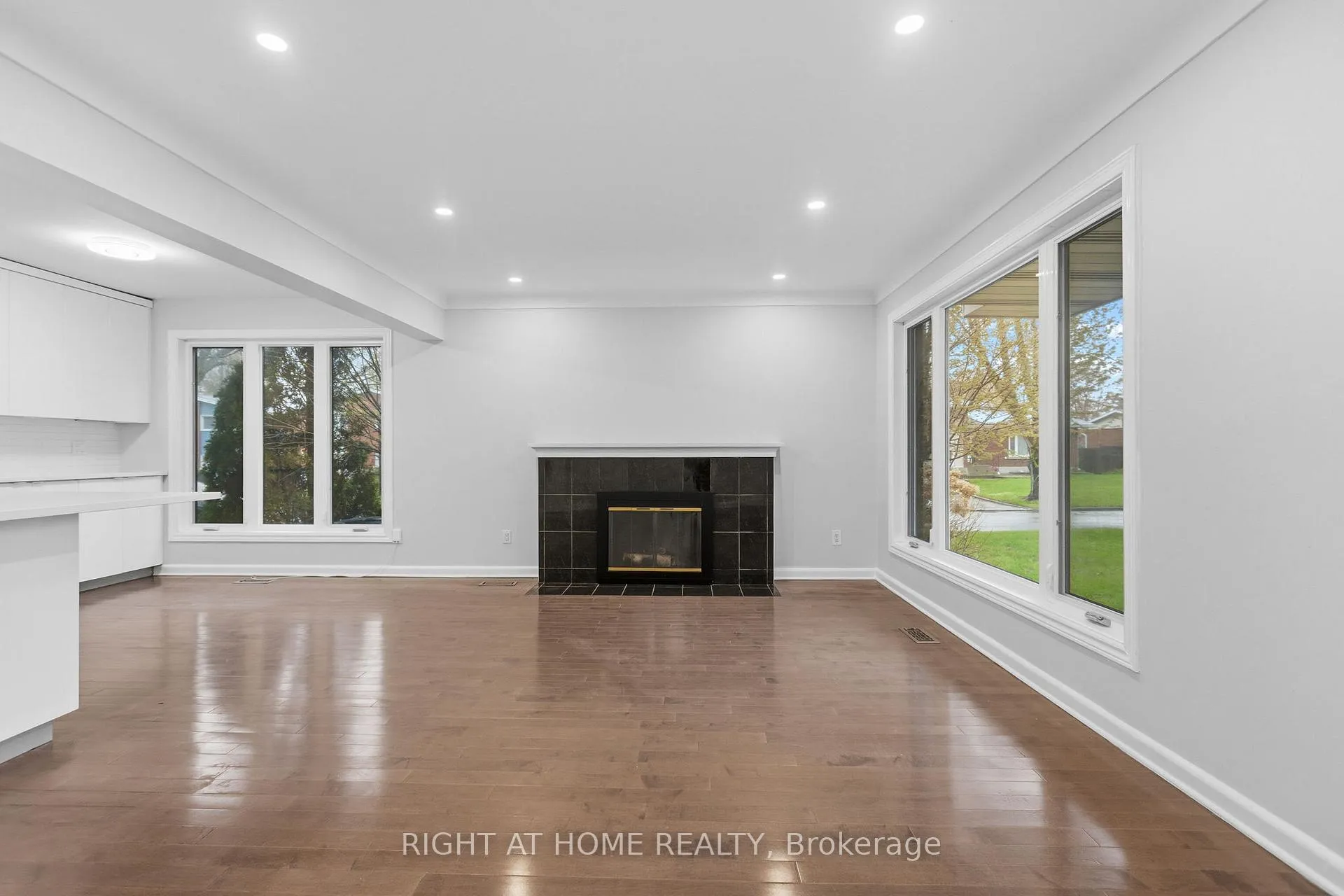 Photo 10 of 1808 Gilbert Avenue, Ottawa, Bel Air Heights — HOMEH