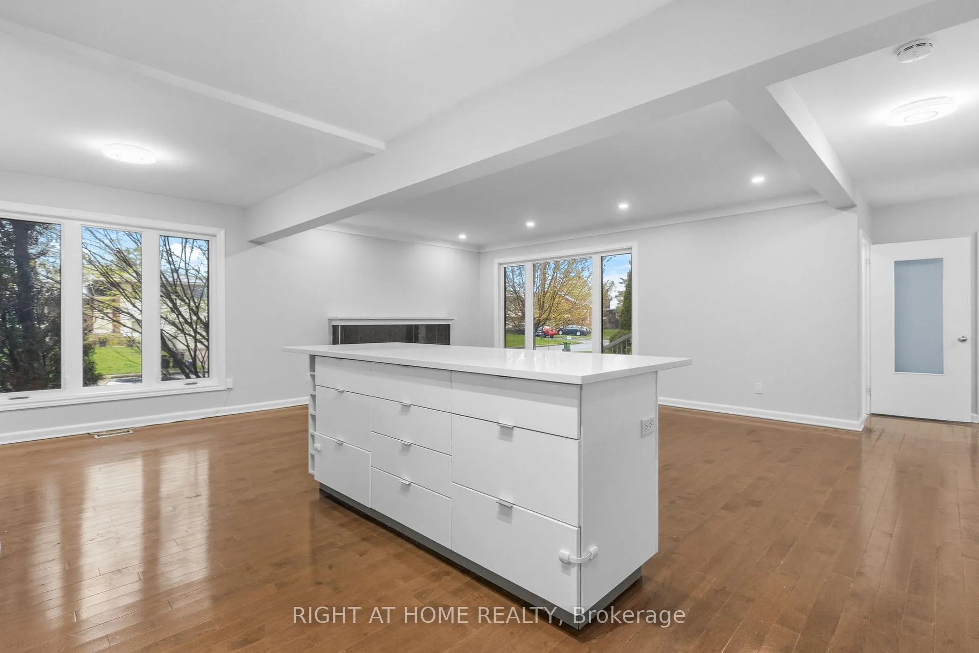 Photo 17 of 1808 Gilbert Avenue, Ottawa, Bel Air Heights — HOMEH
