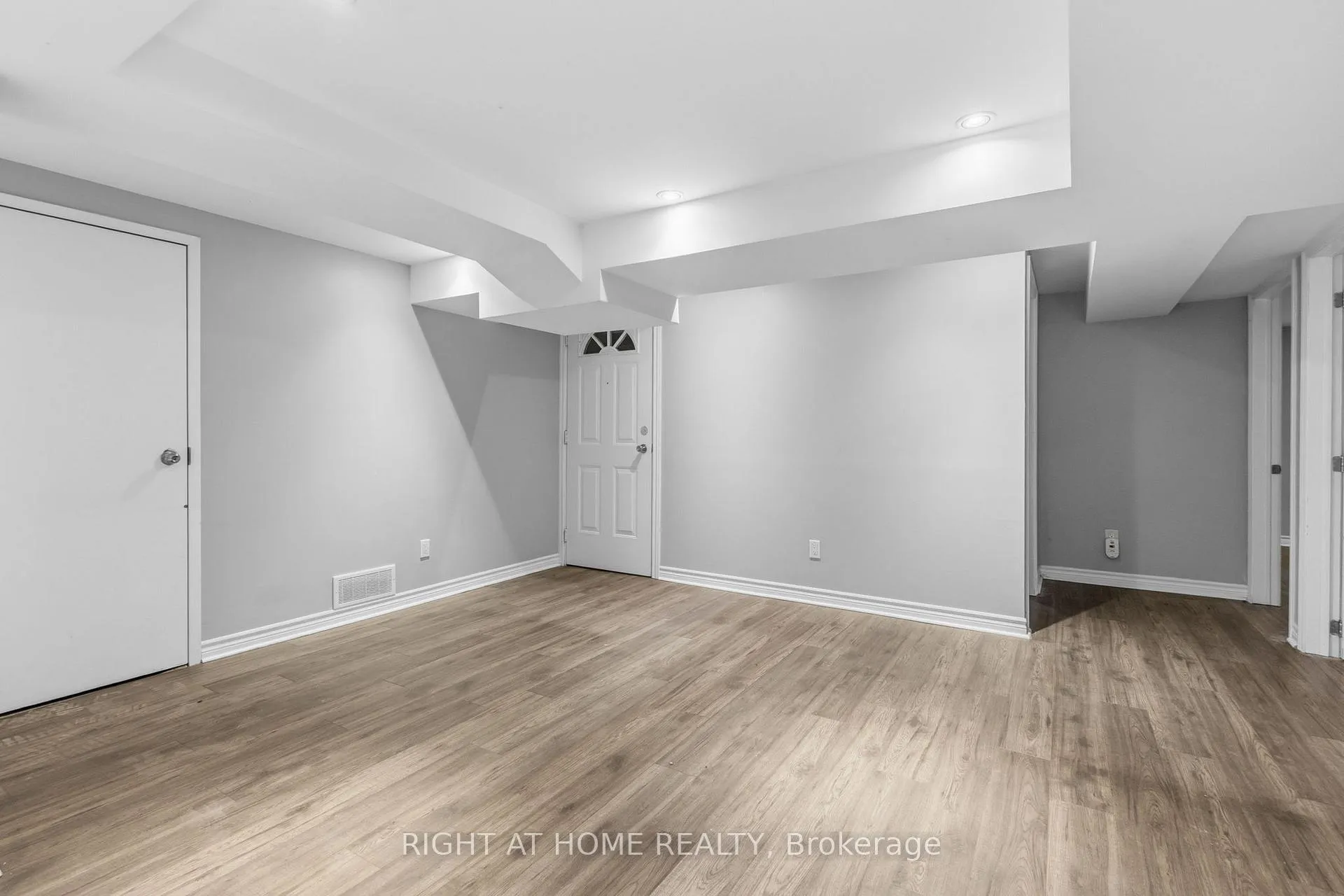 Photo 35 of 1808 Gilbert Avenue, Ottawa, Bel Air Heights — HOMEH