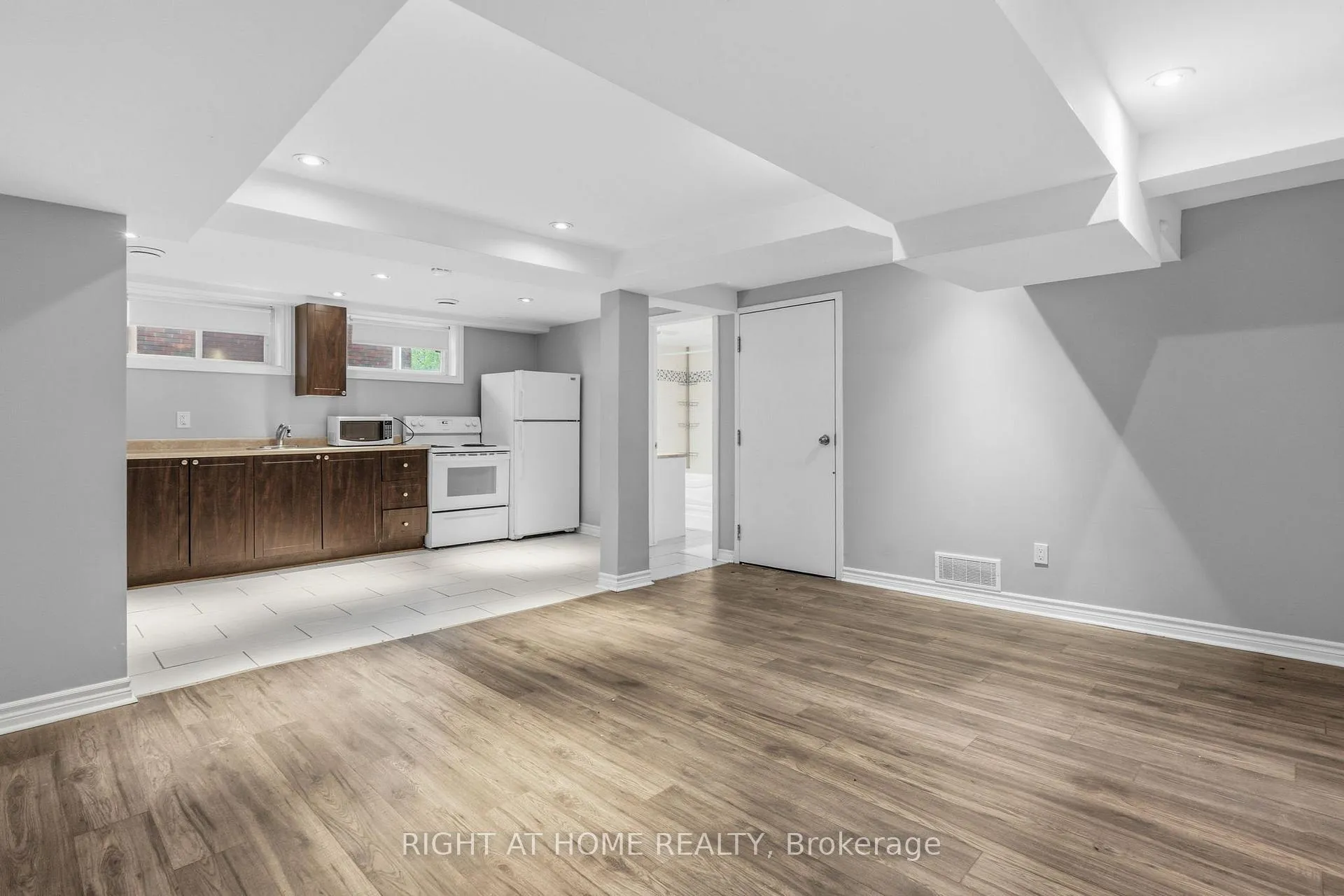 Photo 36 of 1808 Gilbert Avenue, Ottawa, Bel Air Heights — HOMEH