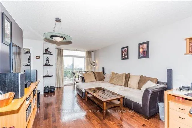 Photo 10 of Unit Ph01, 650 Lawrence Avenue W, Toronto, Englemount-Lawrence — HOMEH