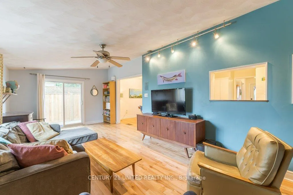 Photo 10 of 302 Mason Avenue, Peterborough, Northcrest Ward 5 — HOMEH