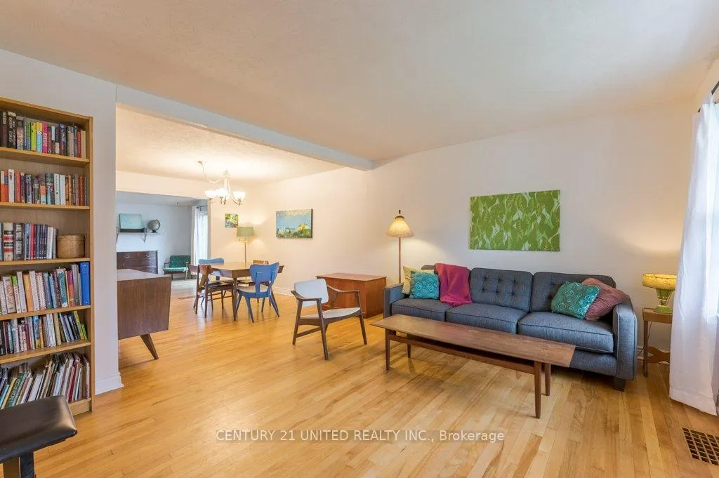 Photo 12 of 302 Mason Avenue, Peterborough, Northcrest Ward 5 — HOMEH