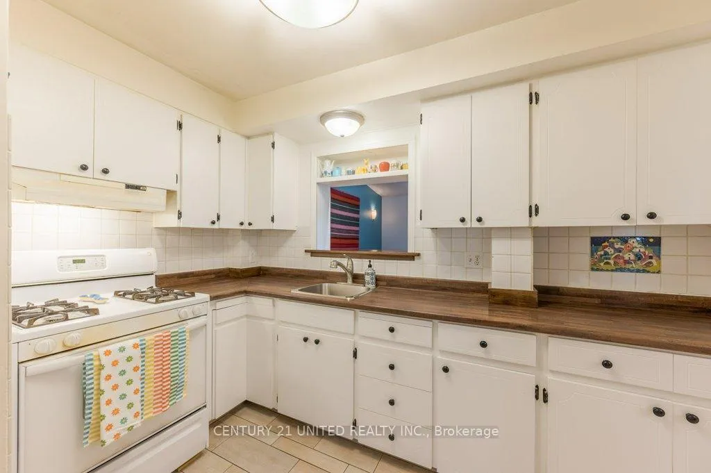 Photo 19 of 302 Mason Avenue, Peterborough, Northcrest Ward 5 — HOMEH