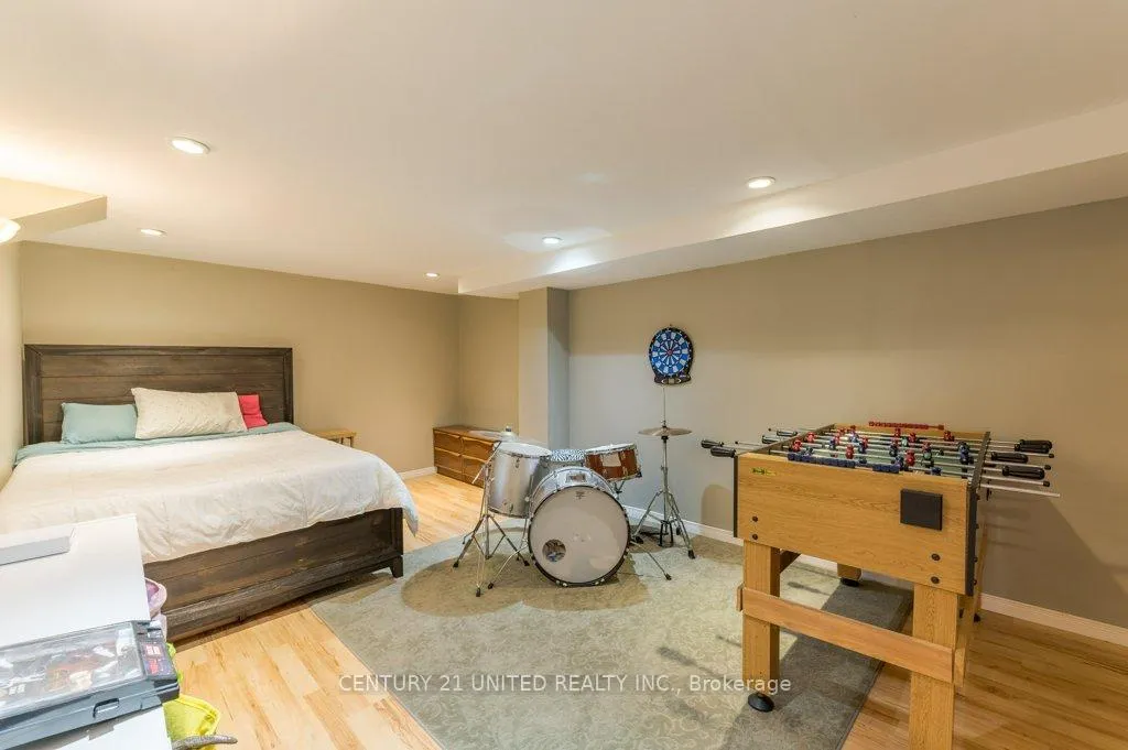 Photo 36 of 302 Mason Avenue, Peterborough, Northcrest Ward 5 — HOMEH