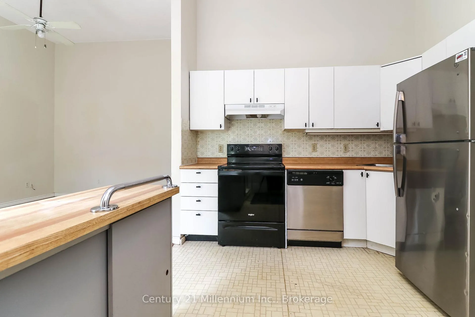 Photo 6 of Unit 538, 22 Dawson Drive, Collingwood — HOMEH