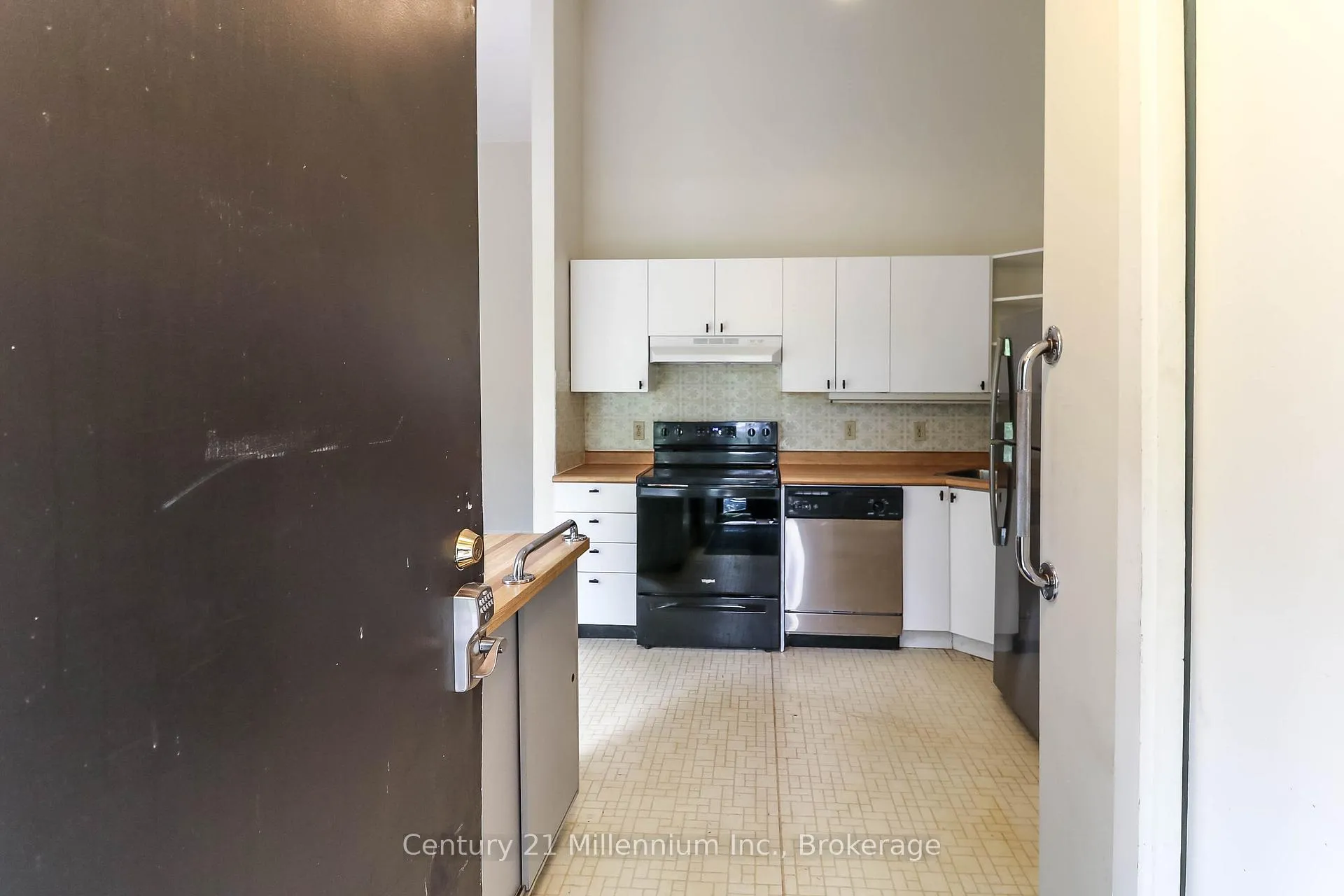 Photo 8 of Unit 538, 22 Dawson Drive, Collingwood — HOMEH