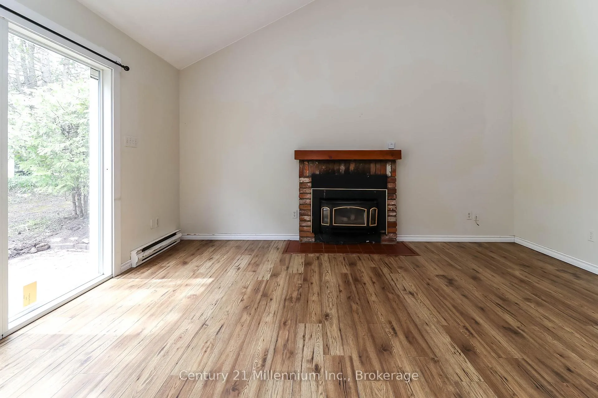 Photo 18 of Unit 538, 22 Dawson Drive, Collingwood — HOMEH