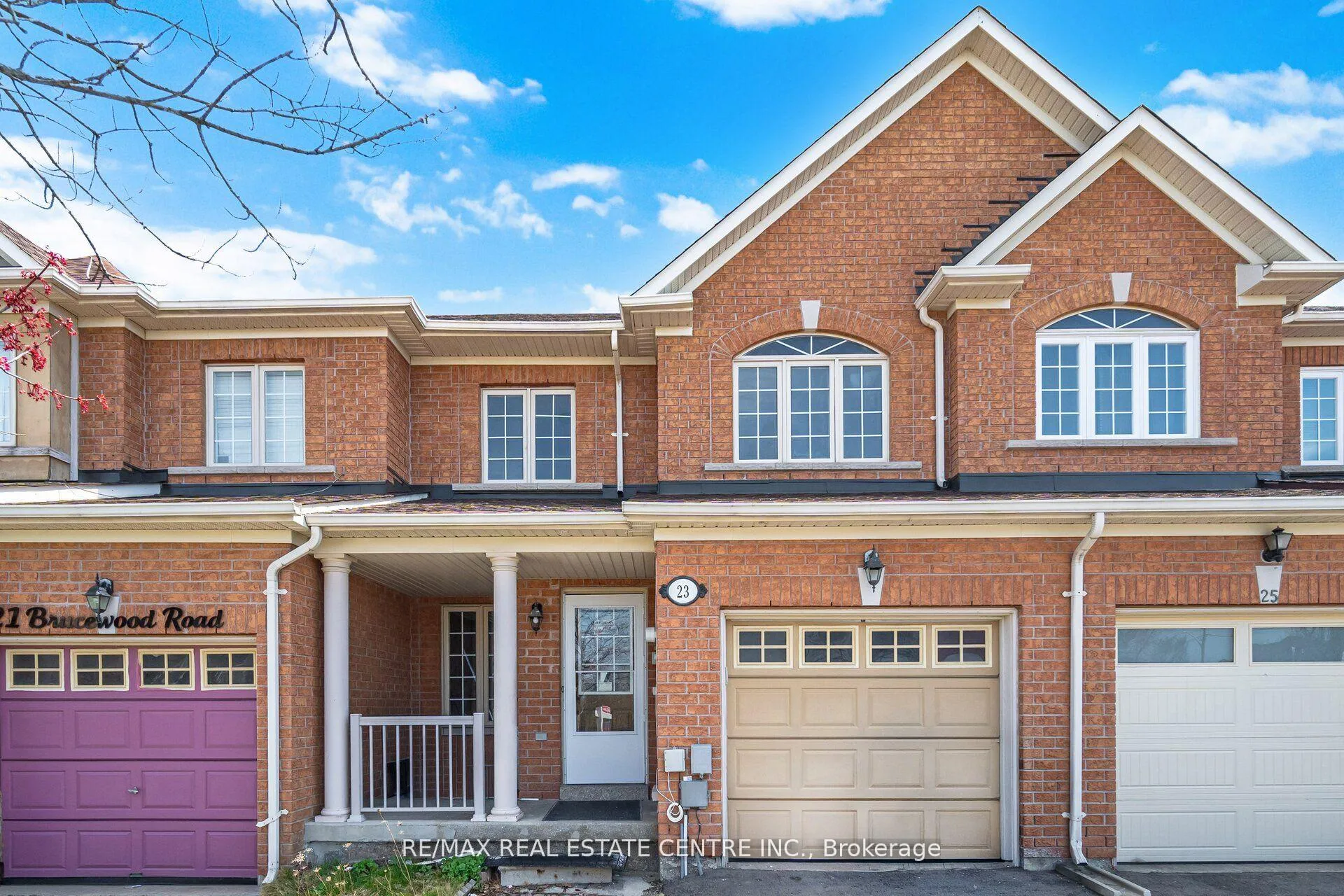 Photo 1 of 23 Brucewood Road, Brampton, Sandringham-Wellington — HOMEH