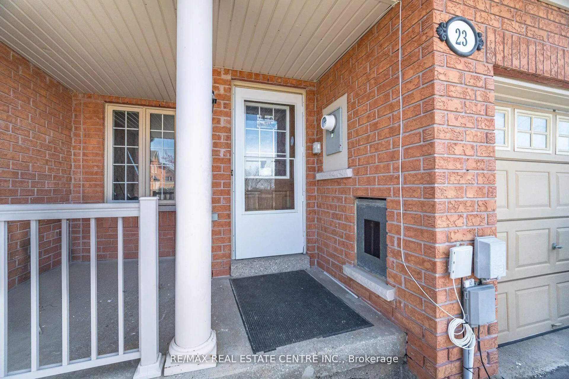 Photo 3 of 23 Brucewood Road, Brampton, Sandringham-Wellington — HOMEH