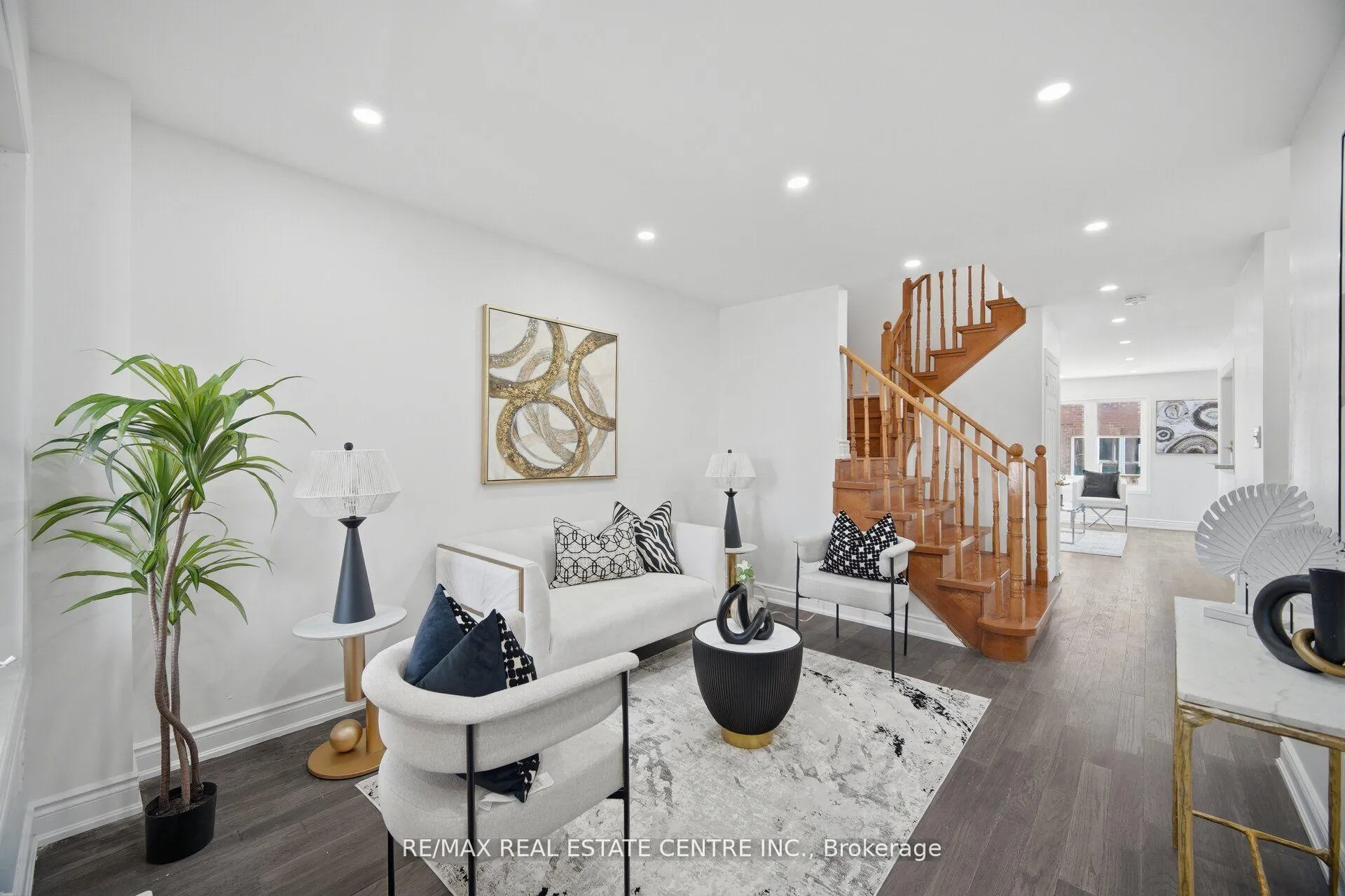 Photo 8 of 23 Brucewood Road, Brampton, Sandringham-Wellington — HOMEH