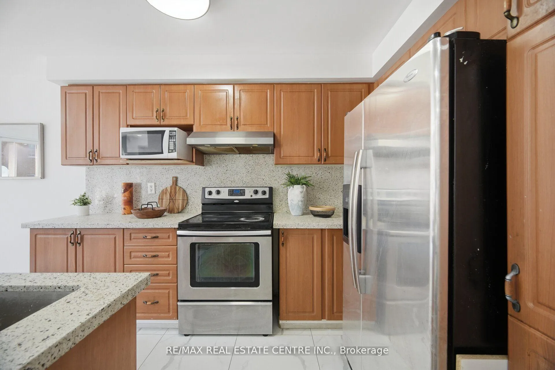 Photo 14 of 23 Brucewood Road, Brampton, Sandringham-Wellington — HOMEH
