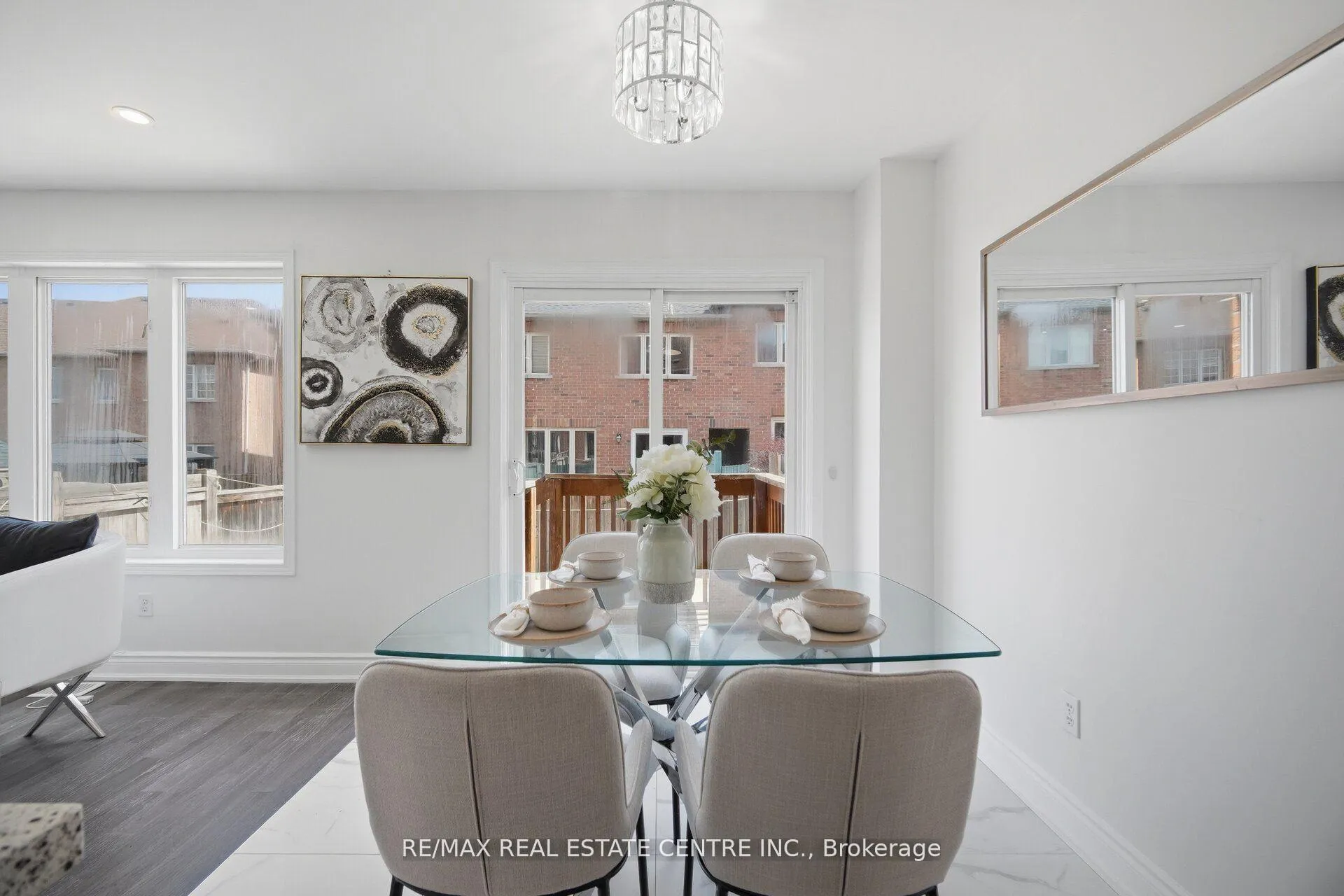 Photo 18 of 23 Brucewood Road, Brampton, Sandringham-Wellington — HOMEH