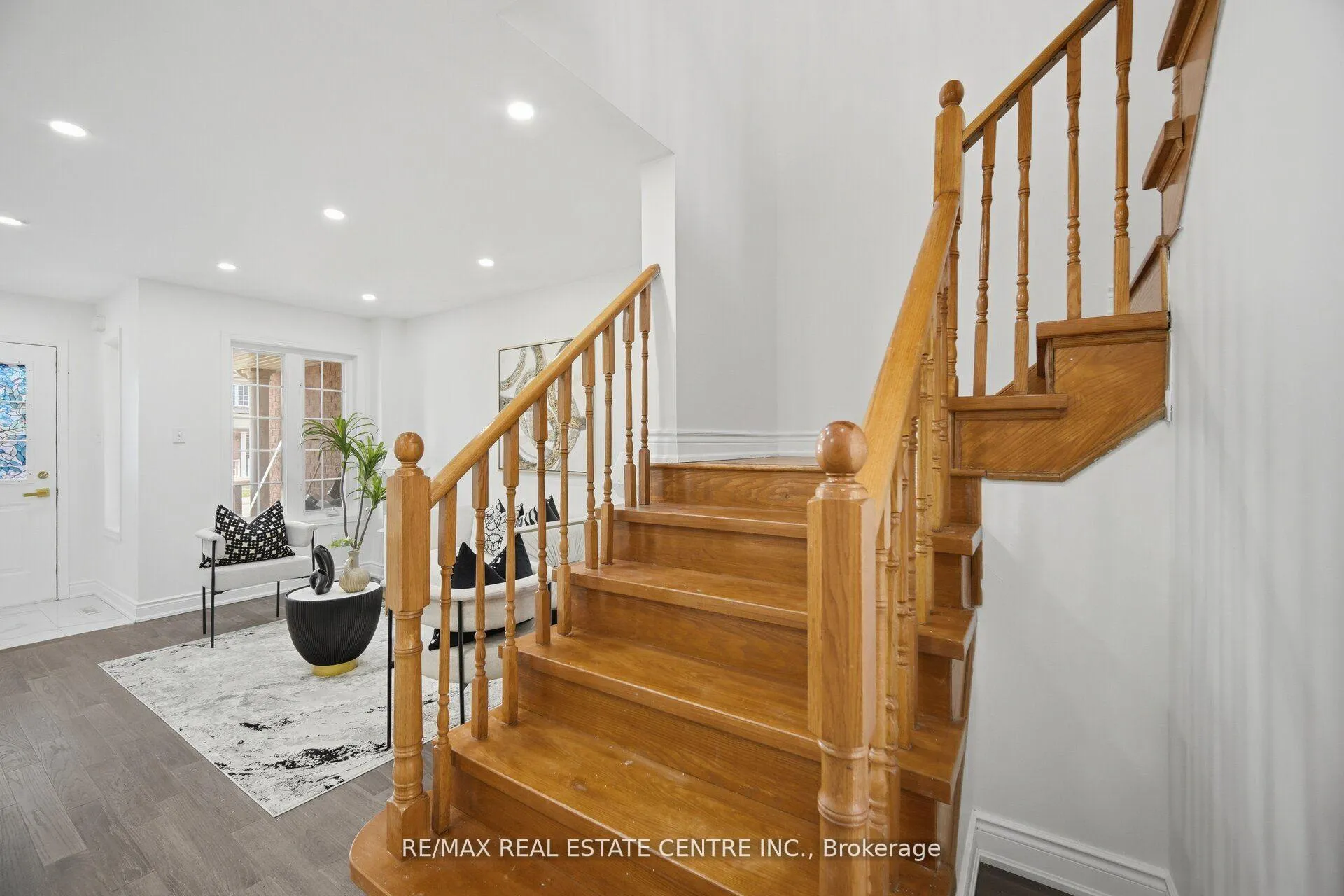Photo 19 of 23 Brucewood Road, Brampton, Sandringham-Wellington — HOMEH