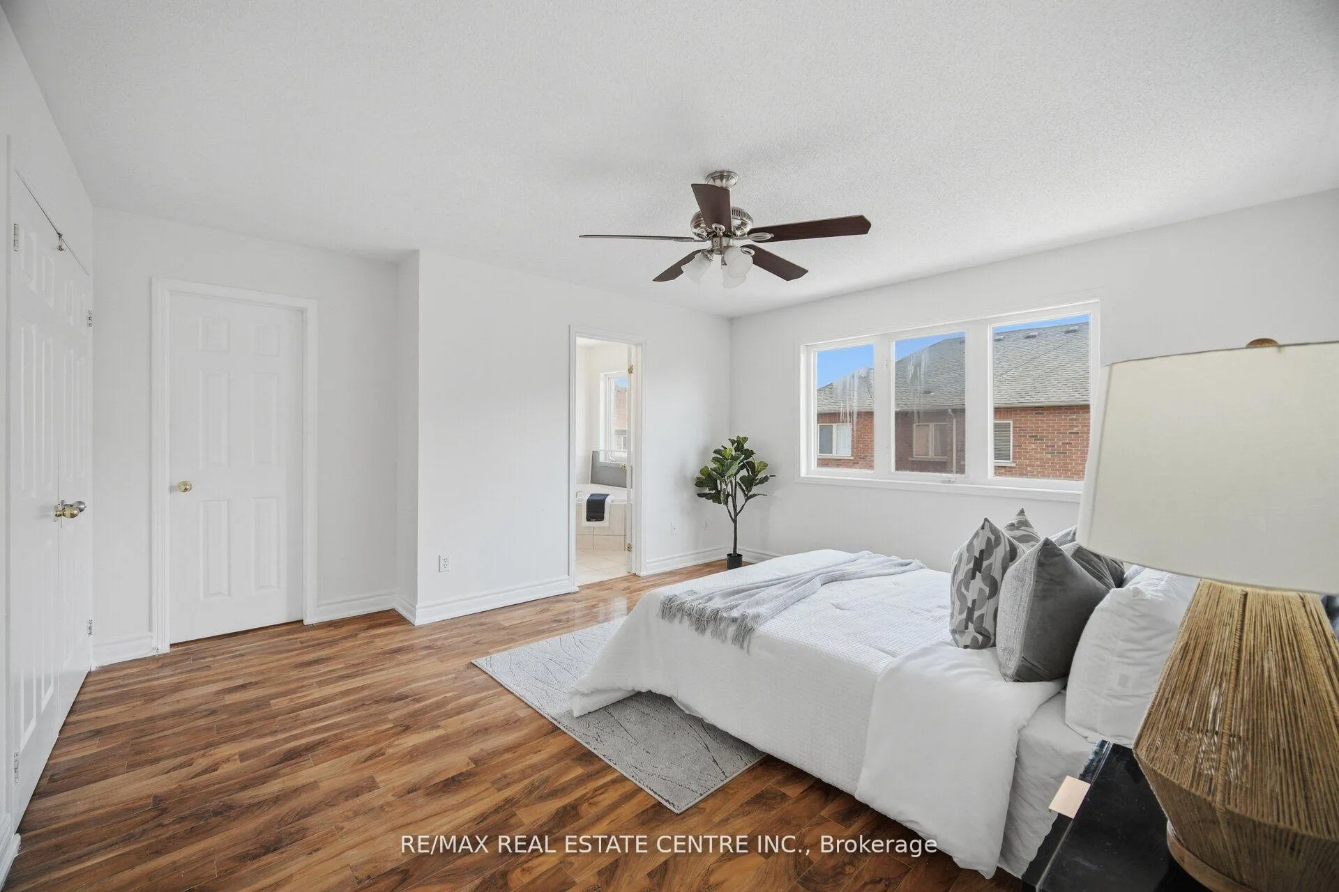 Photo 22 of 23 Brucewood Road, Brampton, Sandringham-Wellington — HOMEH