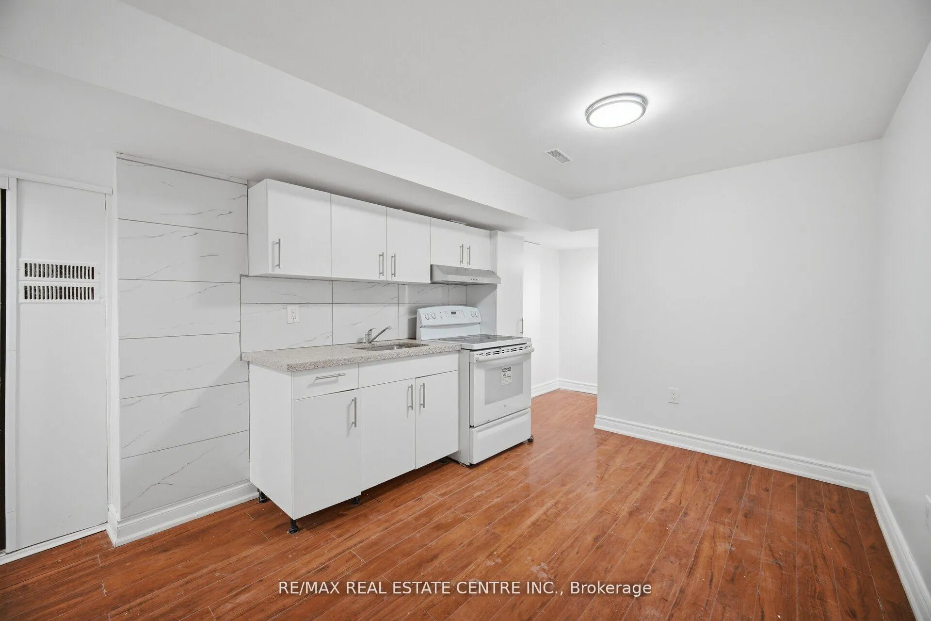 Photo 34 of 23 Brucewood Road, Brampton, Sandringham-Wellington — HOMEH
