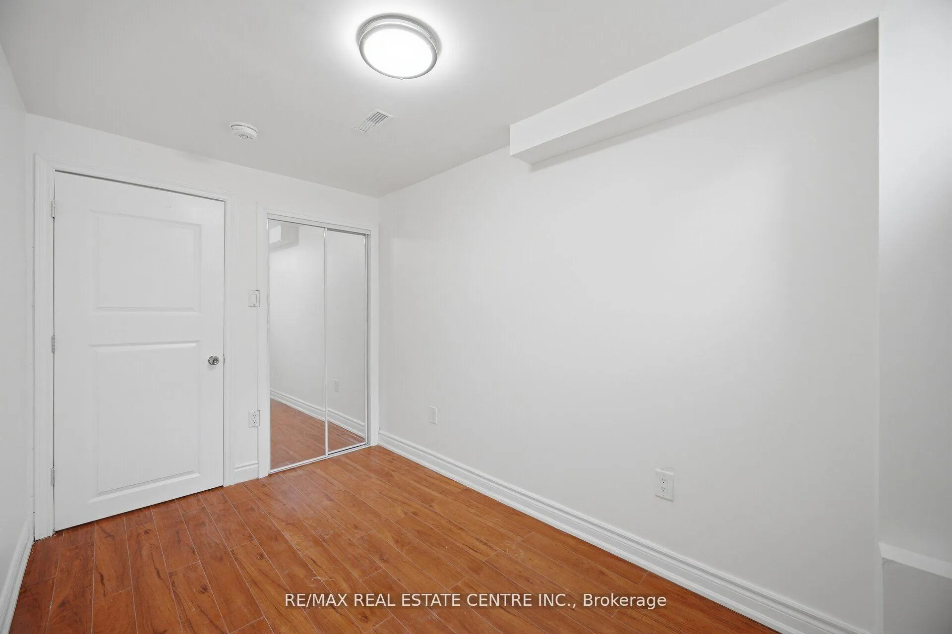 Photo 38 of 23 Brucewood Road, Brampton, Sandringham-Wellington — HOMEH