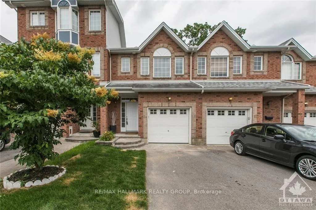 Photo 1 of 124 Tall Oak Private, Ottawa, Riverview Park — HOMEH
