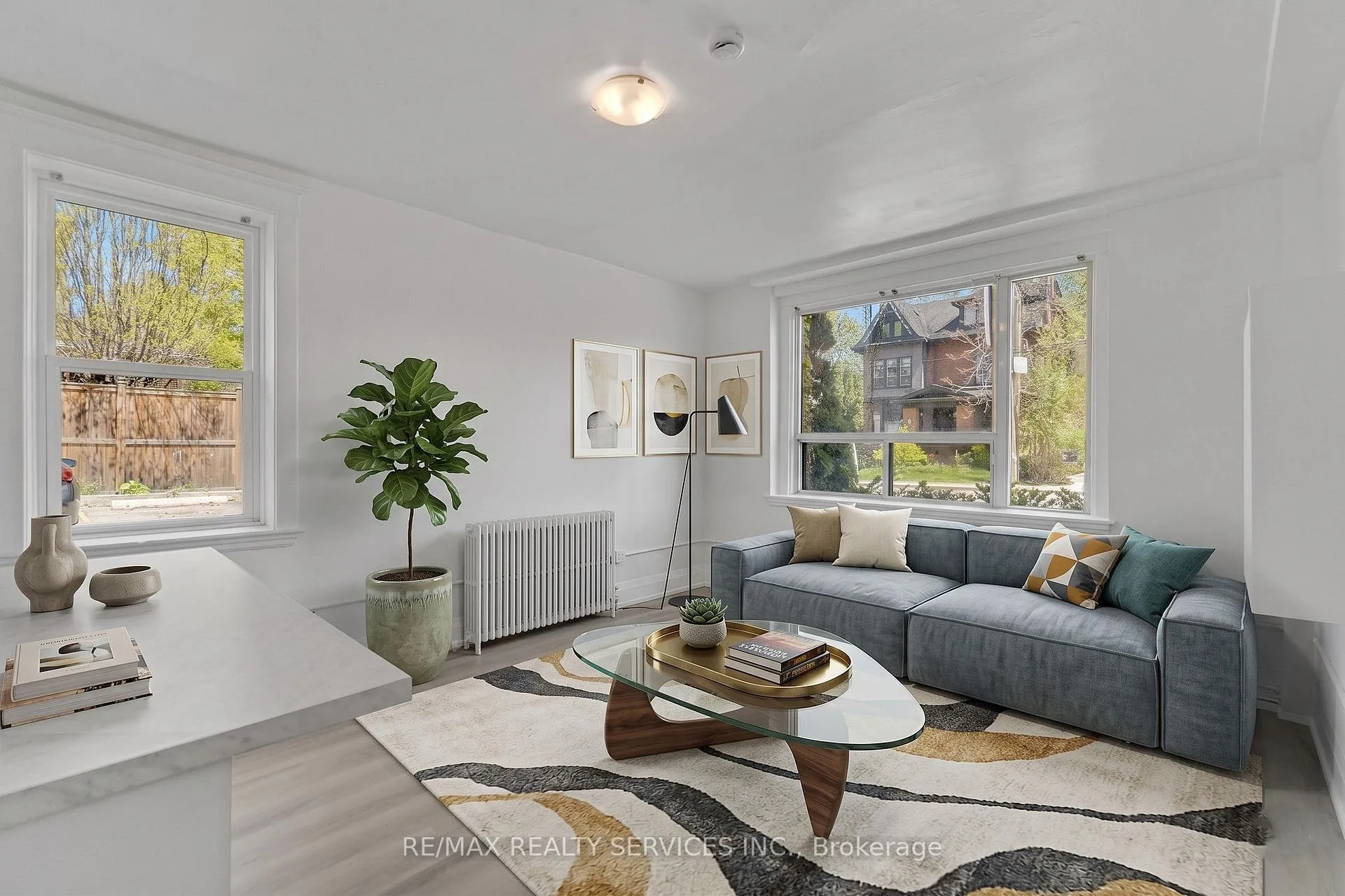 Photo 1 of Unit 4, 104 Sherman Avenue S, Hamilton, Gibson — HOMEH