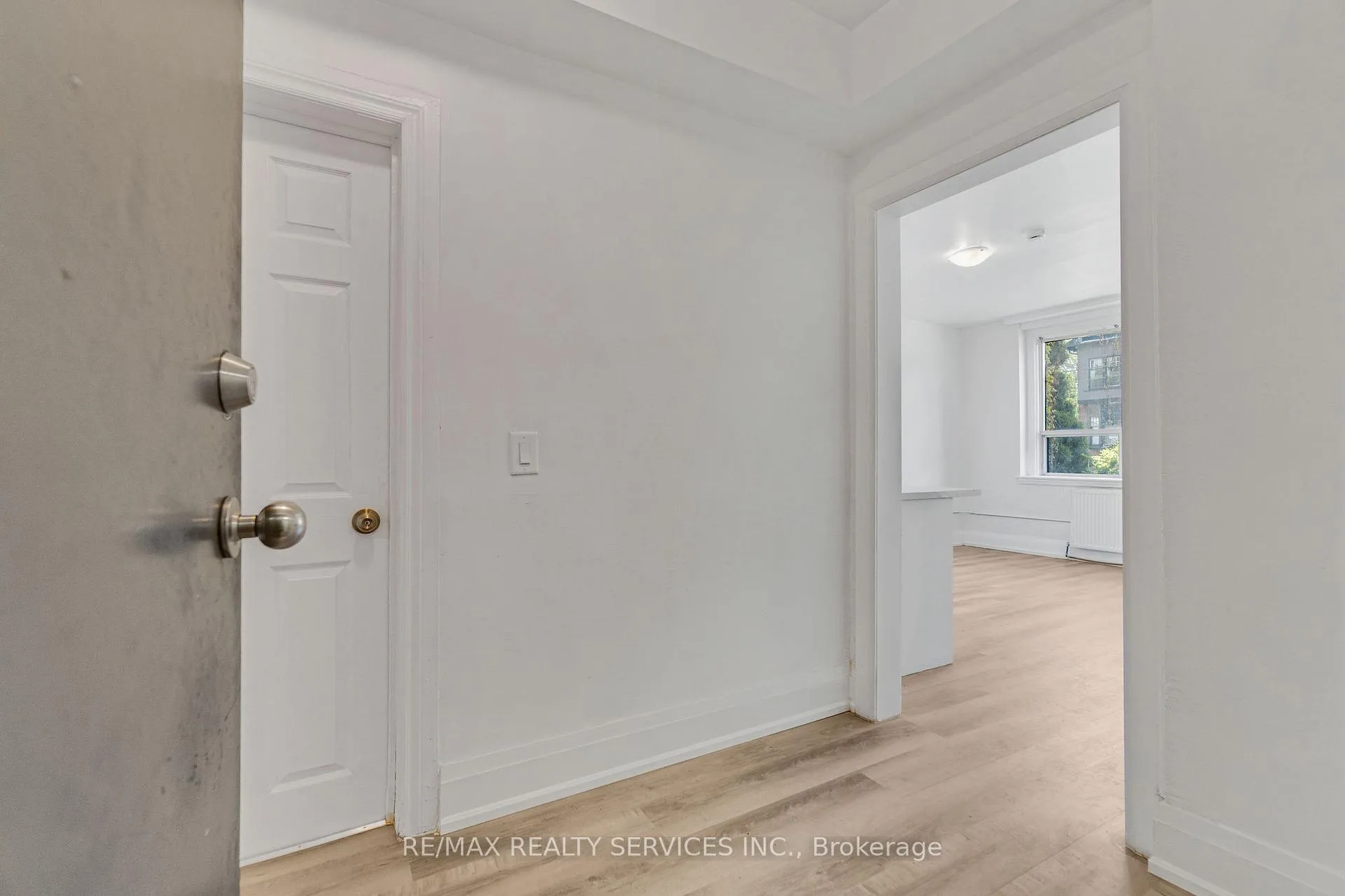 Photo 17 of Unit 4, 104 Sherman Avenue S, Hamilton, Gibson — HOMEH
